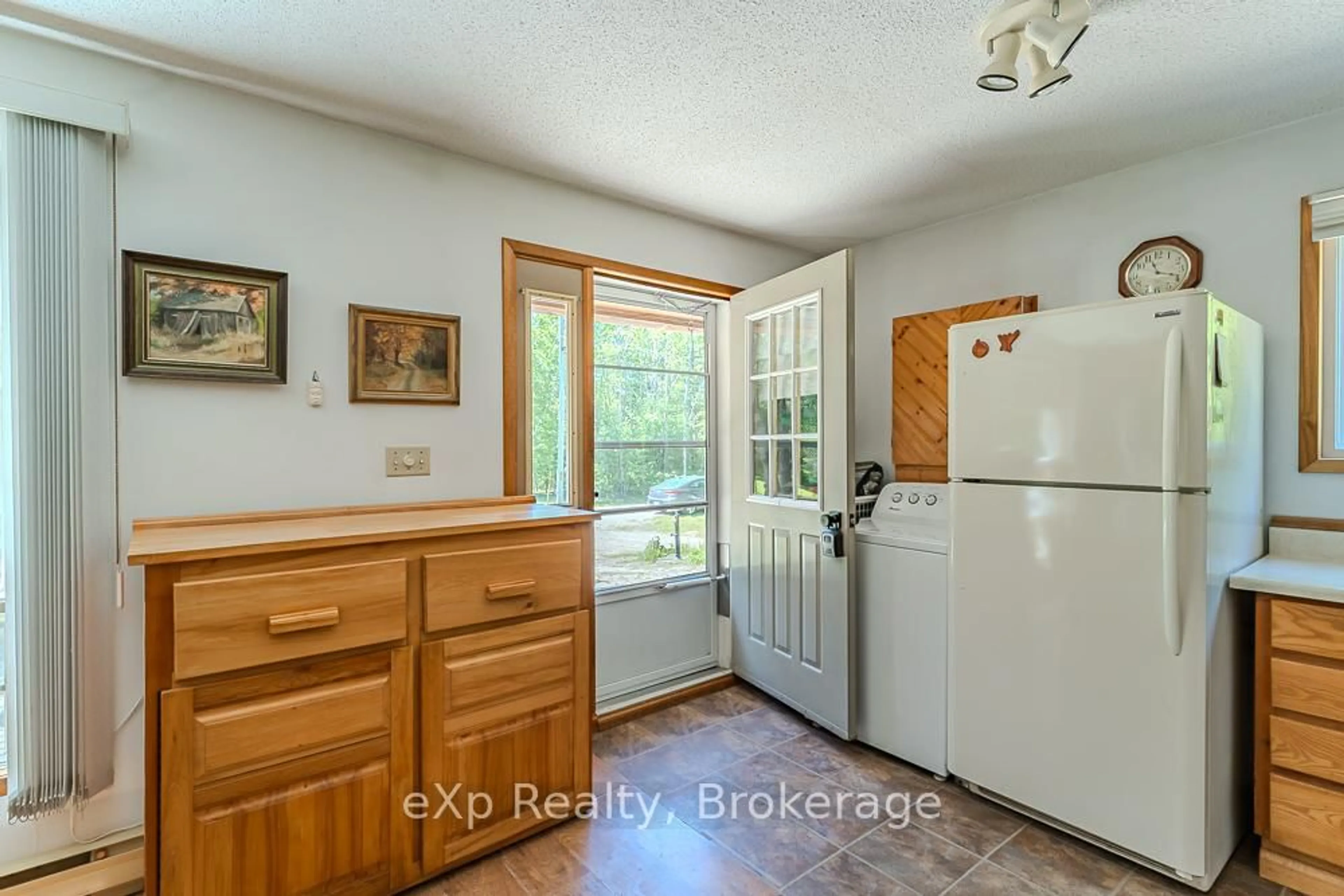 Unknown for 11 Marigold St, South Bruce Peninsula Ontario N0H 1X0