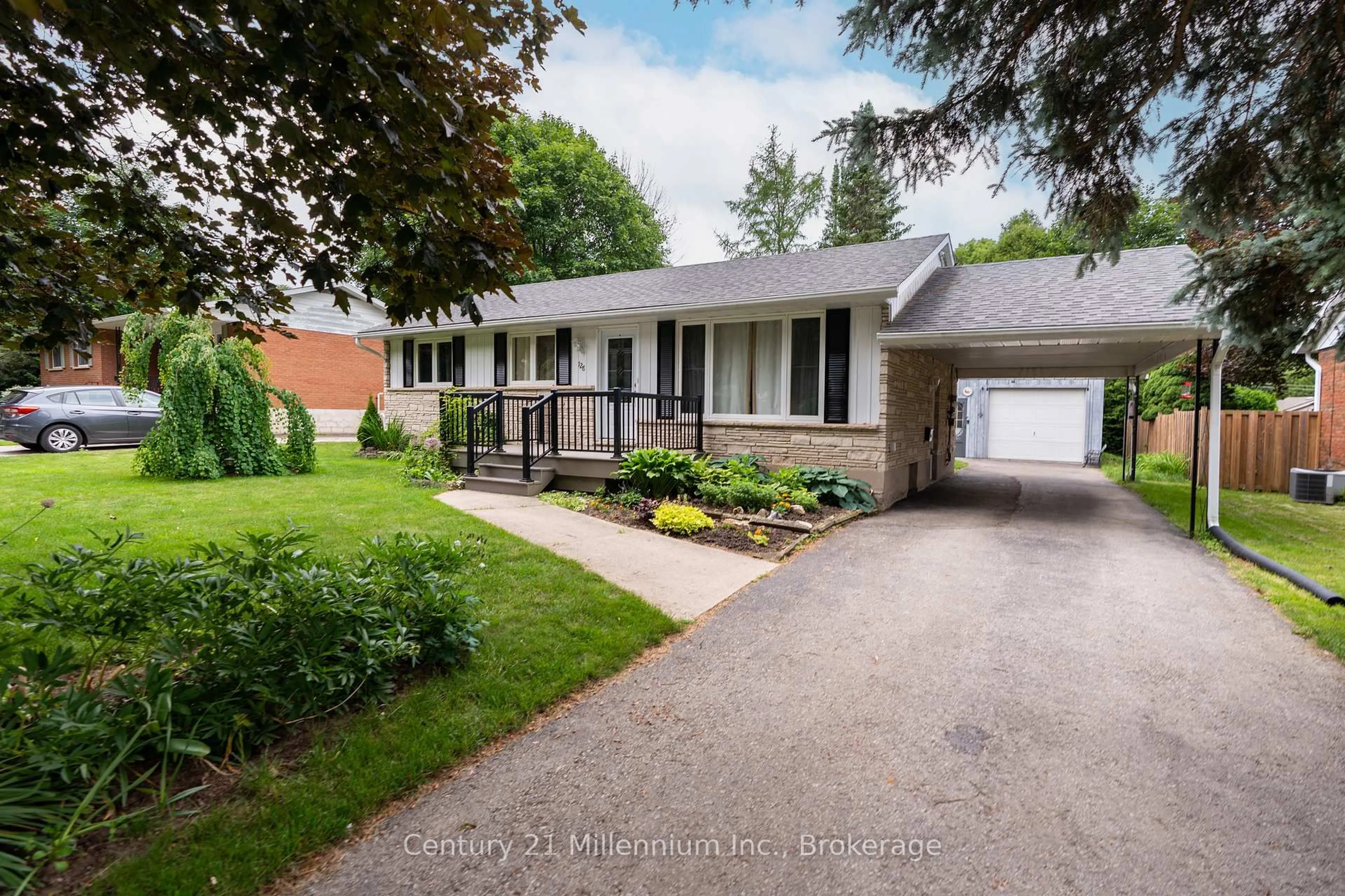 Unknown for 128 7th Ave, Owen Sound Ontario N4K 2W7