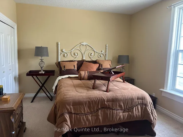 97 Spring St, Quinte West 5