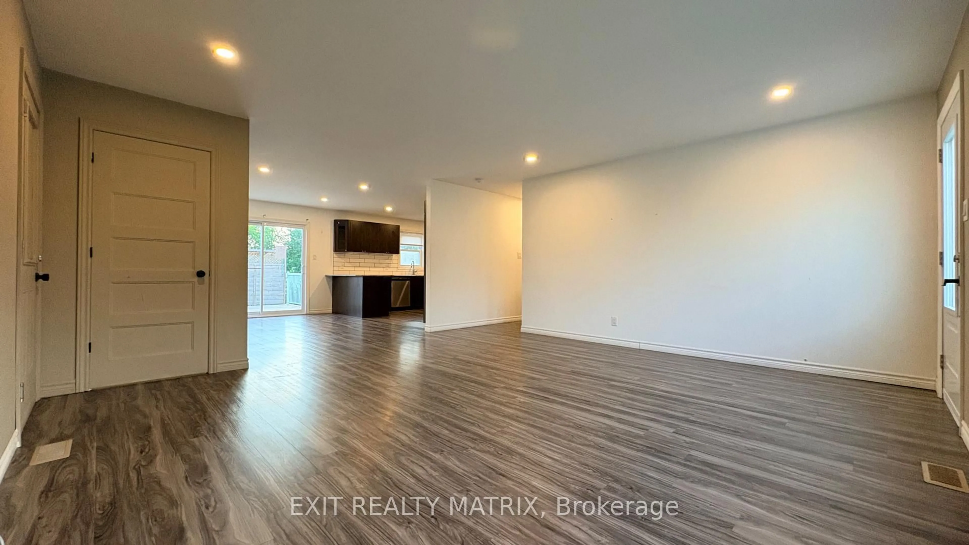 A pic of a room for 21992 Beauchamp Dr, South Glengarry Ontario K0C 1Z0