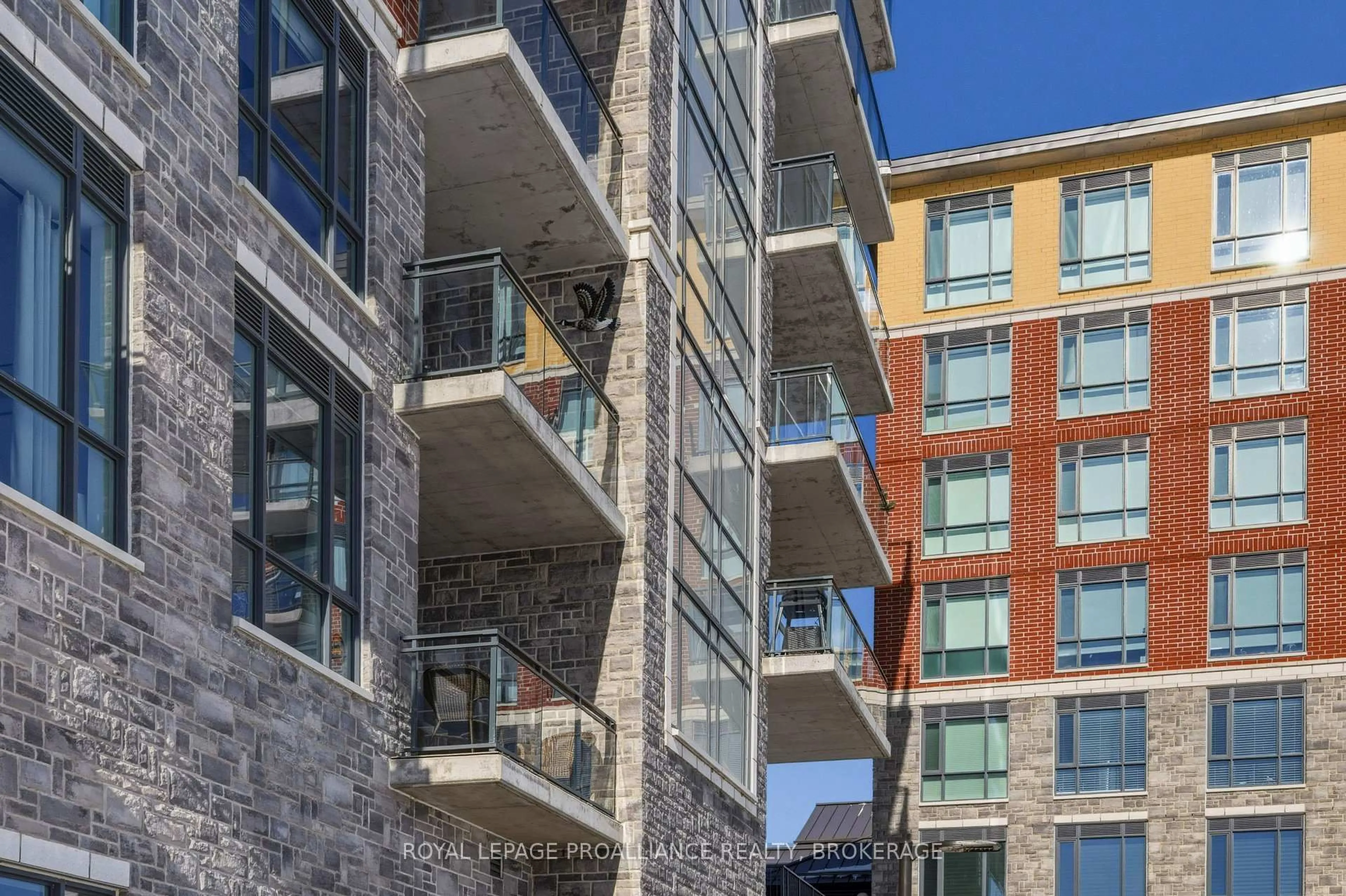 Patio, building for 129B South St #218, Gananoque Ontario K7G 0B1