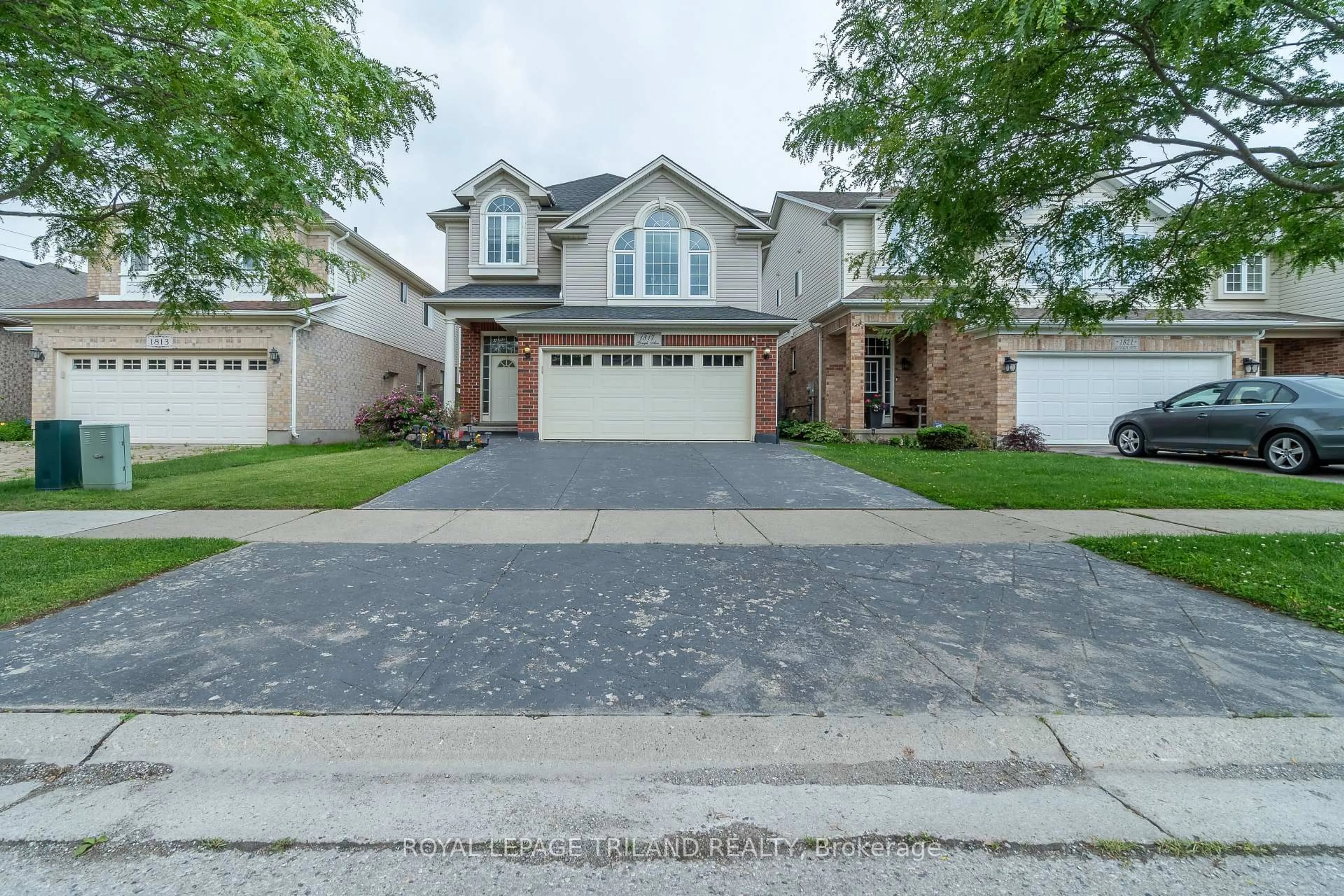 Unknown for 1817 Gough Ave, London North Ontario N5X 4P6