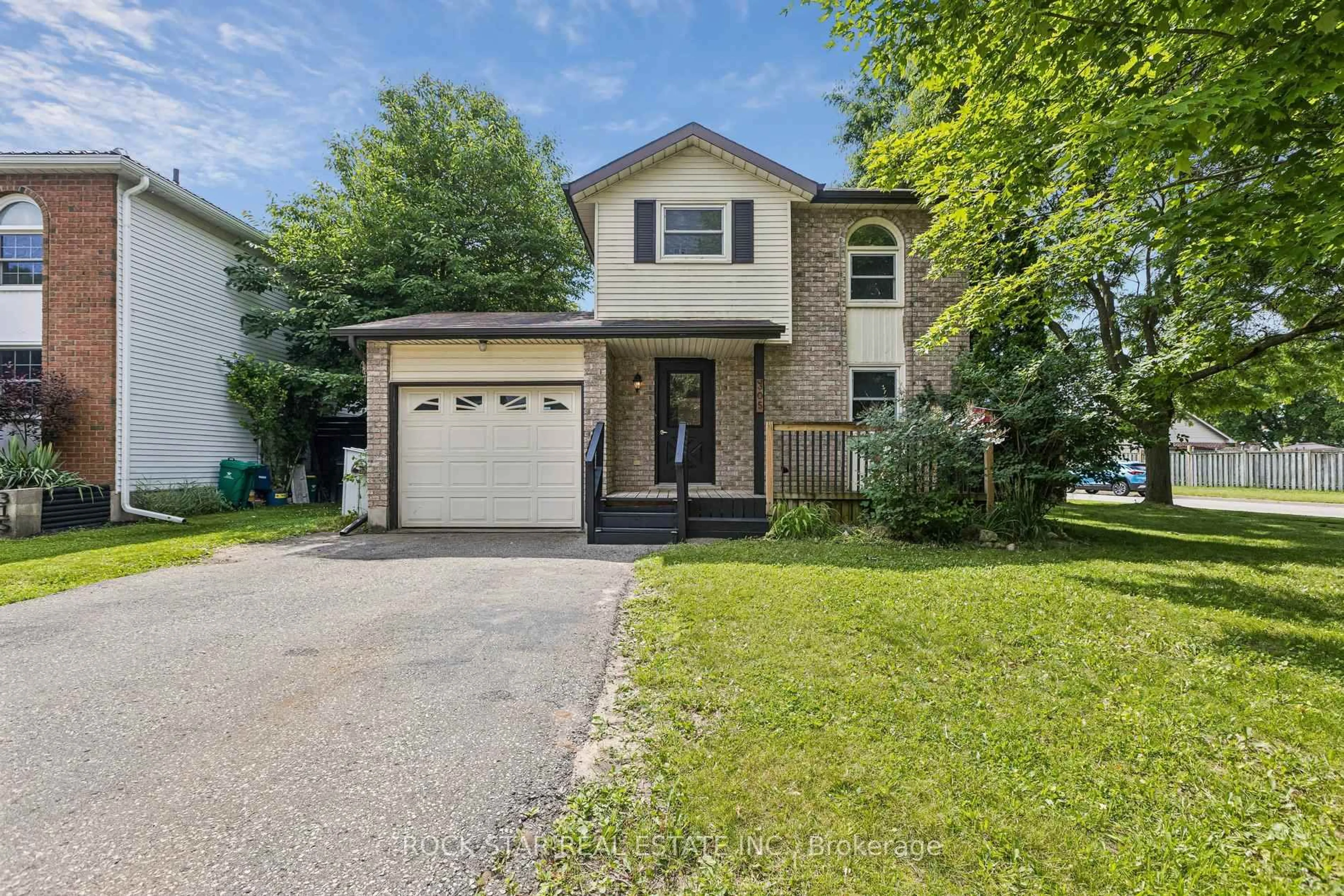 Unknown for 305 Sekura St, Cambridge Ontario N1R 7V8