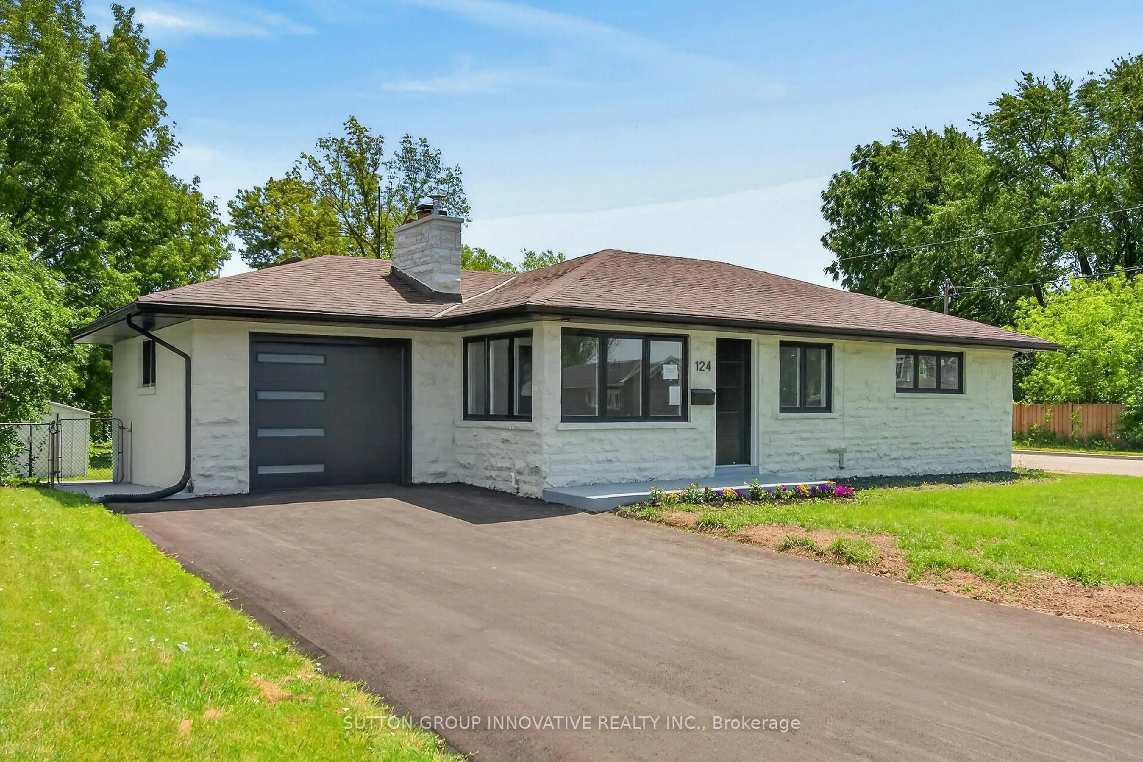 Home with vinyl exterior material, street for 124 Corman Ave, Hamilton Ontario L8G 3W4