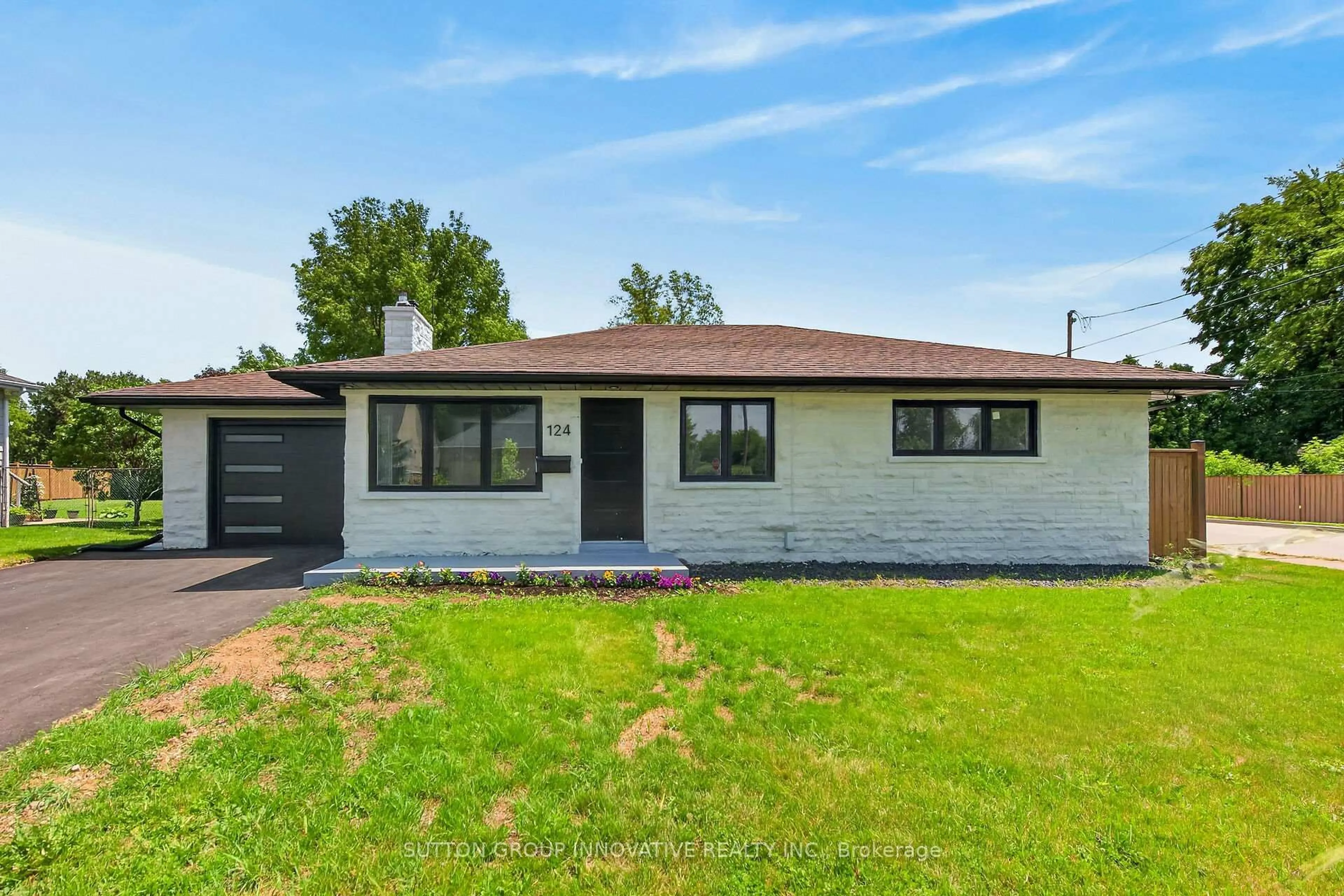 Unknown for 124 Corman Ave, Hamilton Ontario L8G 3W4