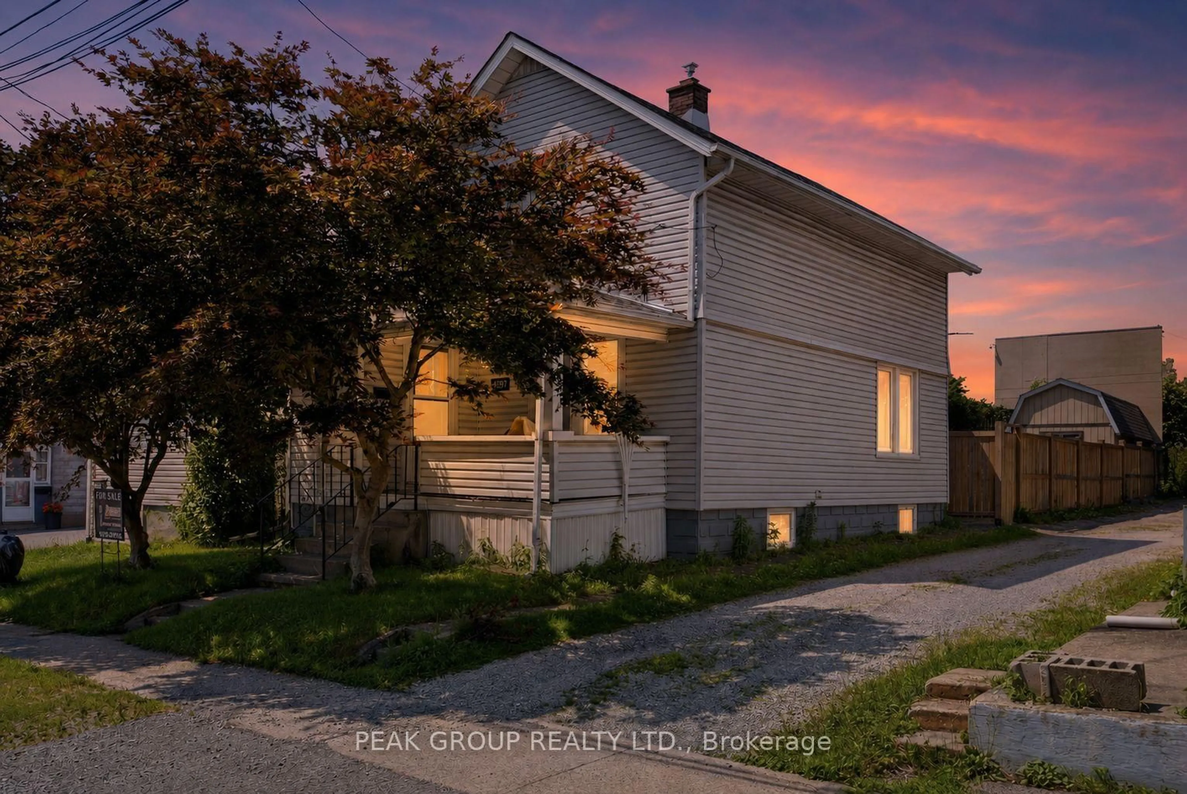 Unknown for 6289 Ker St, Niagara Falls Ontario L2G 1X7