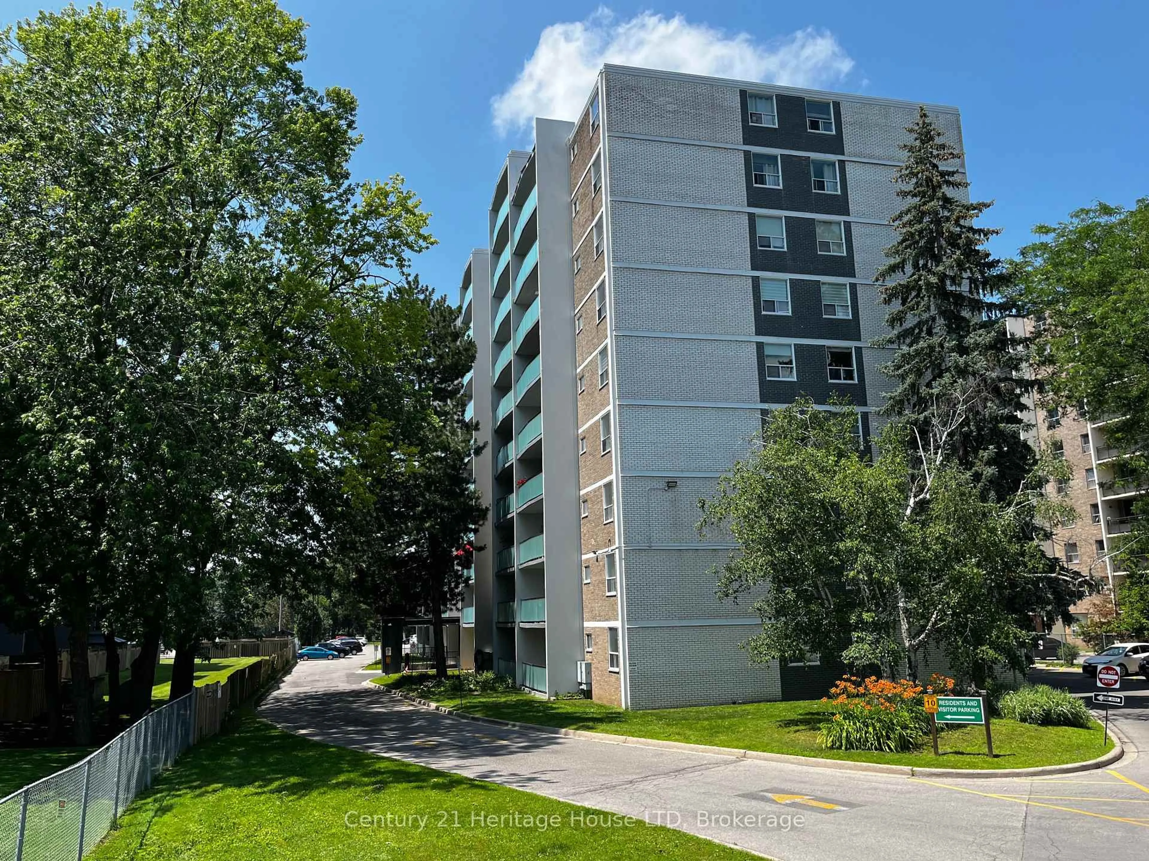 Unknown for 359 Geneva St #303, St. Catharines Ontario L2N 2G5