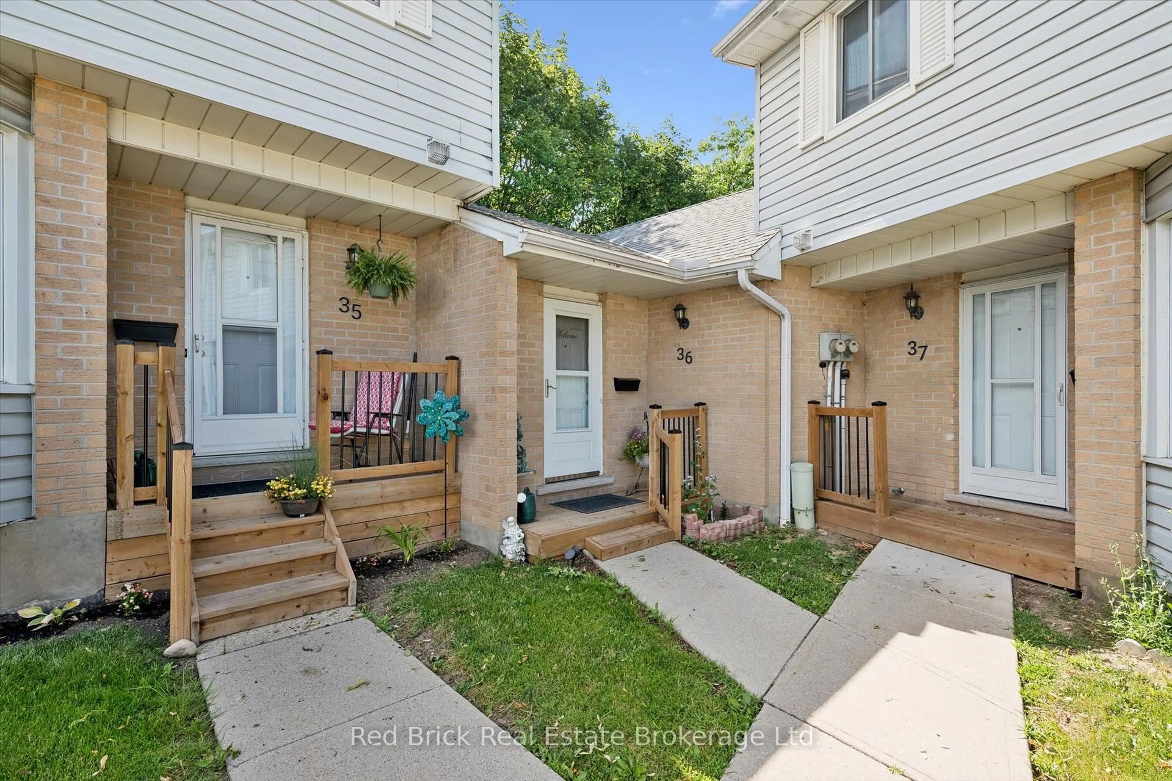 Unknown for 90 Ferman Dr #36, Guelph Ontario N1H 8E7