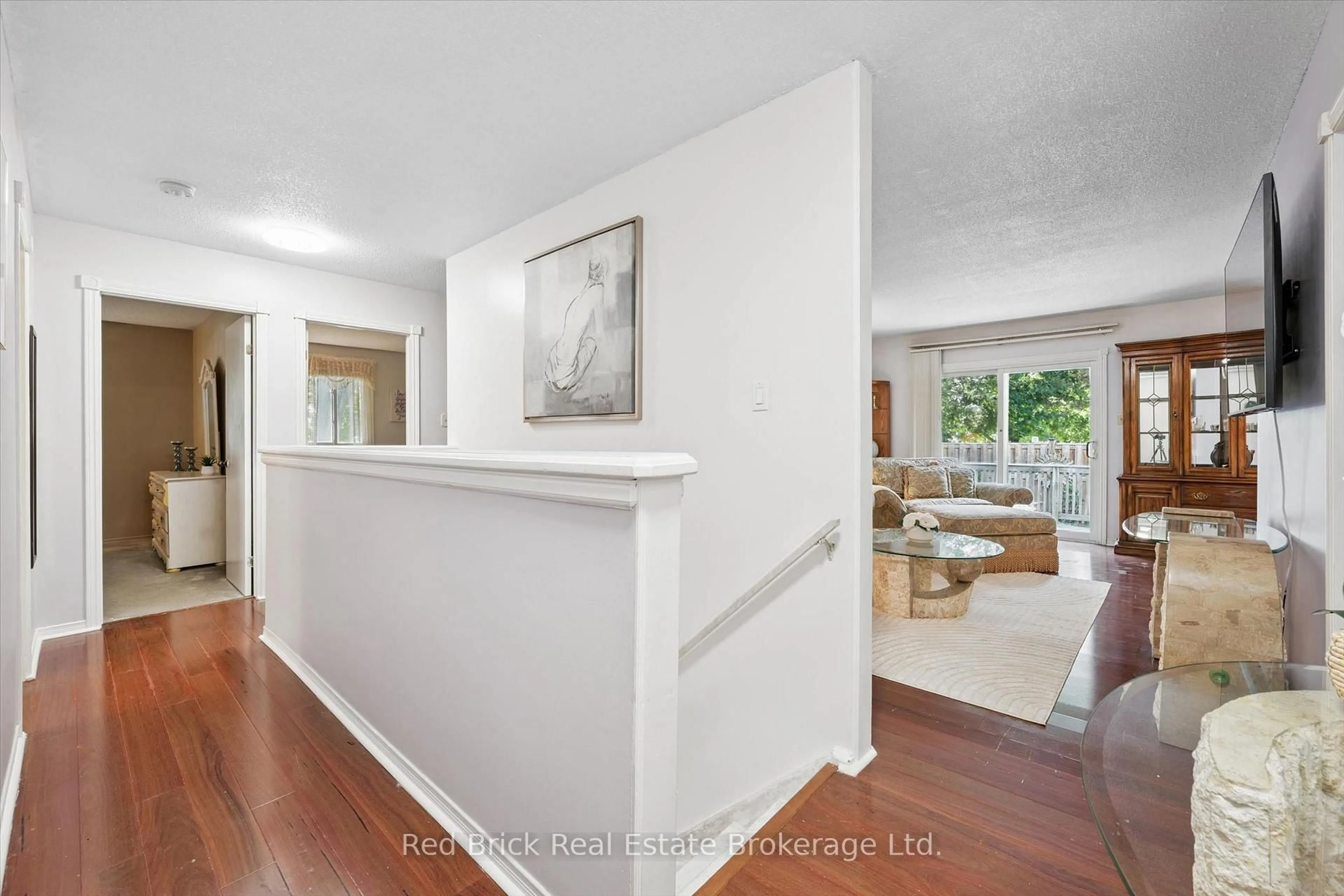 Indoor entryway for 90 Ferman Dr #36, Guelph Ontario N1H 8E7