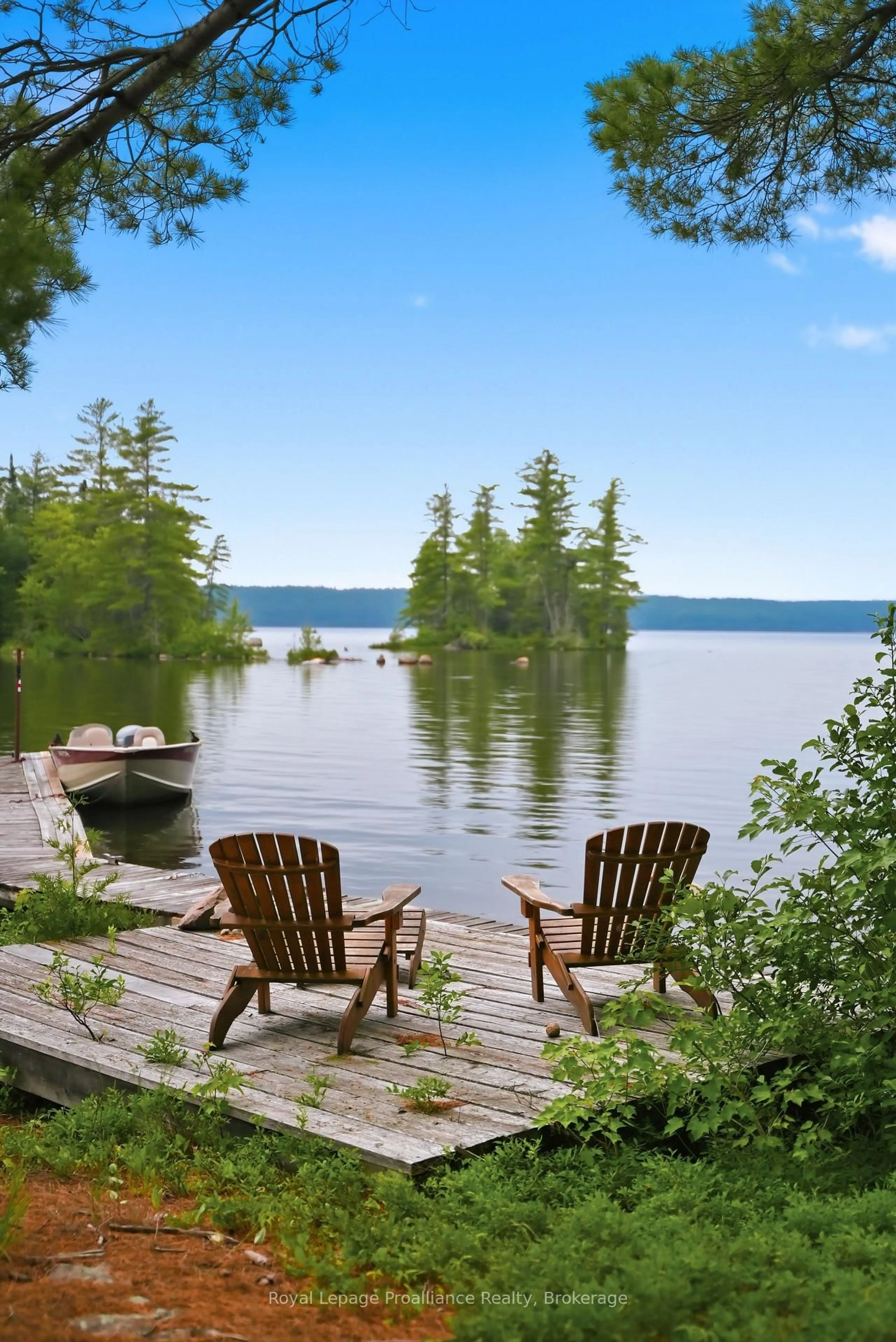 Patio, water/lake/river/ocean view for 786 Mazinaw Lake, Cloyne Ontario K0H 1K0
