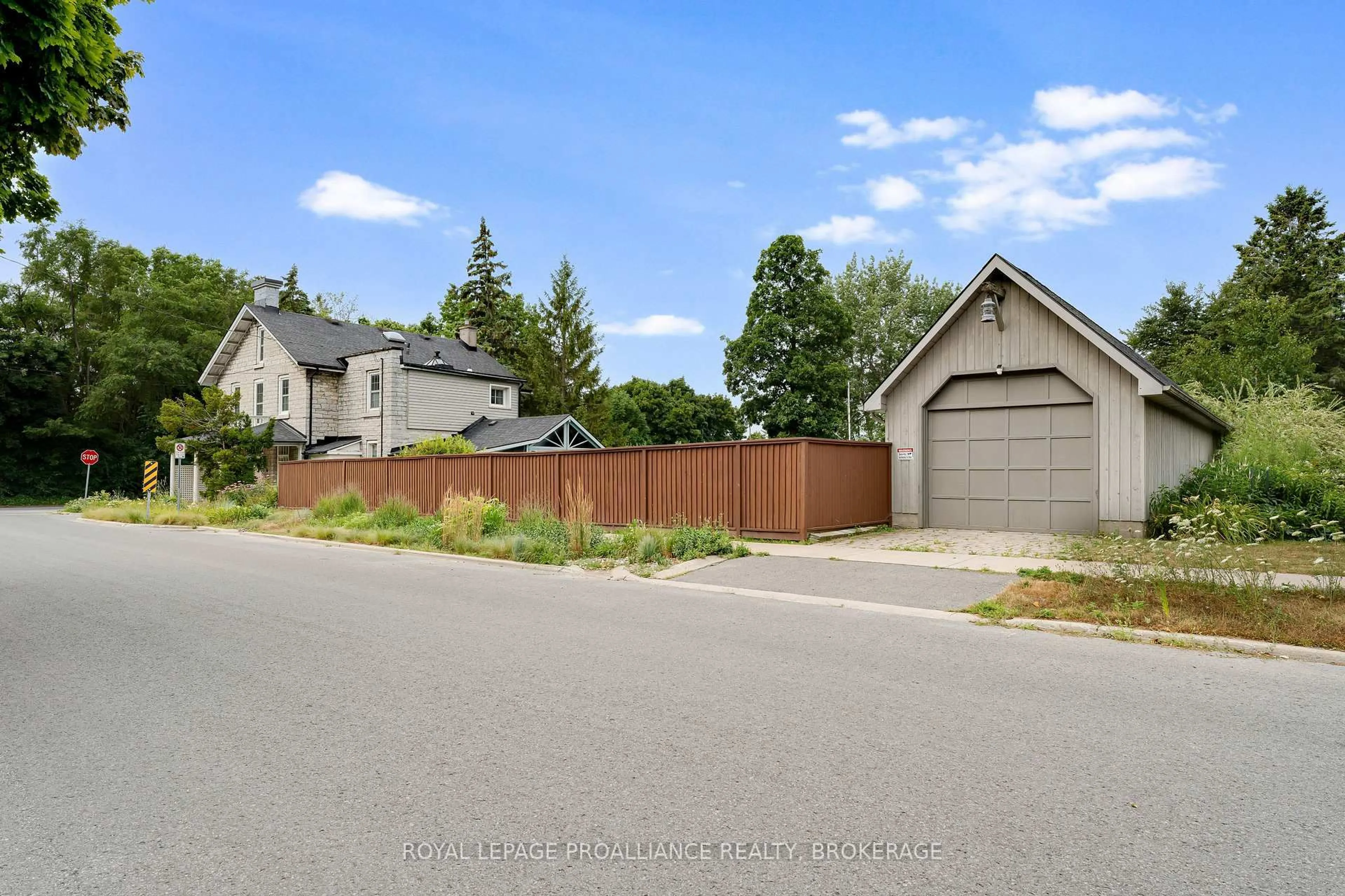 A pic from outside/outdoor area/front of a property/back of a property/a pic from drone, street for 2 Alwington Ave, Kingston Ontario K7L 4R3