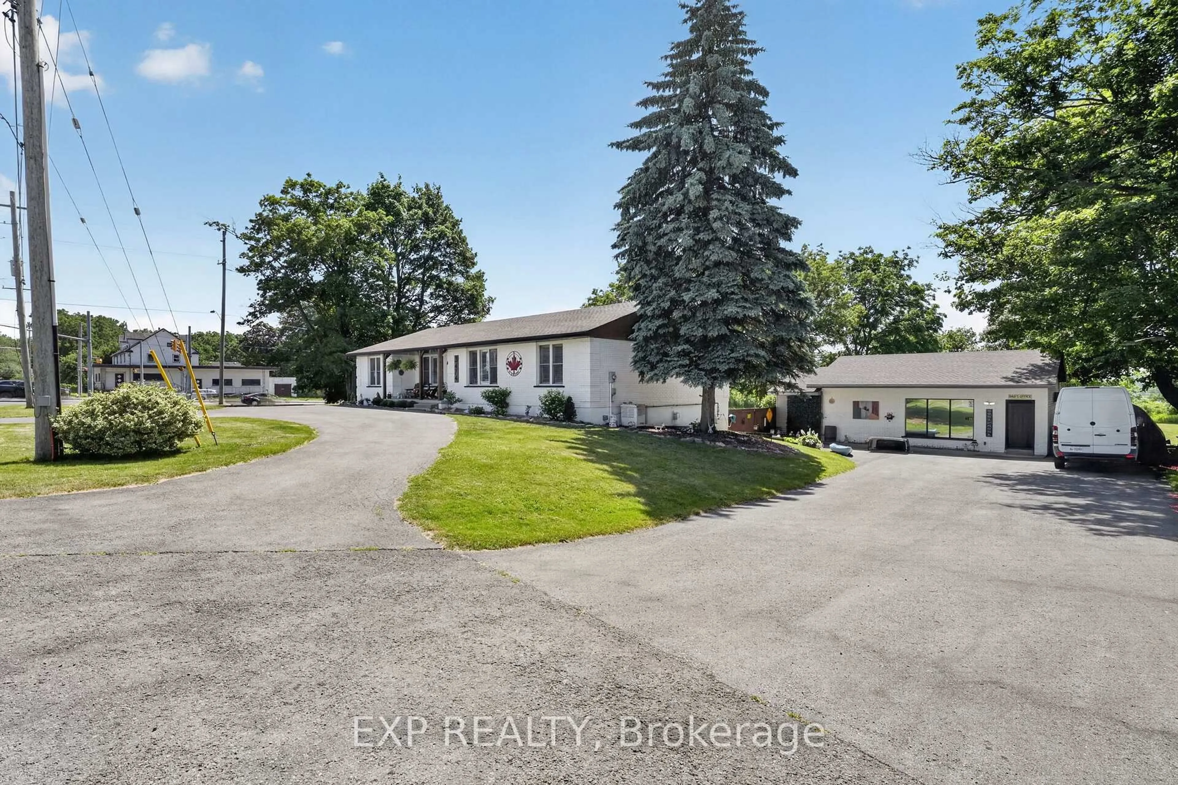 A pic from outside/outdoor area/front of a property/back of a property/a pic from drone, street for 3474 Garrison Rd, Fort Erie Ontario L0S 1N0