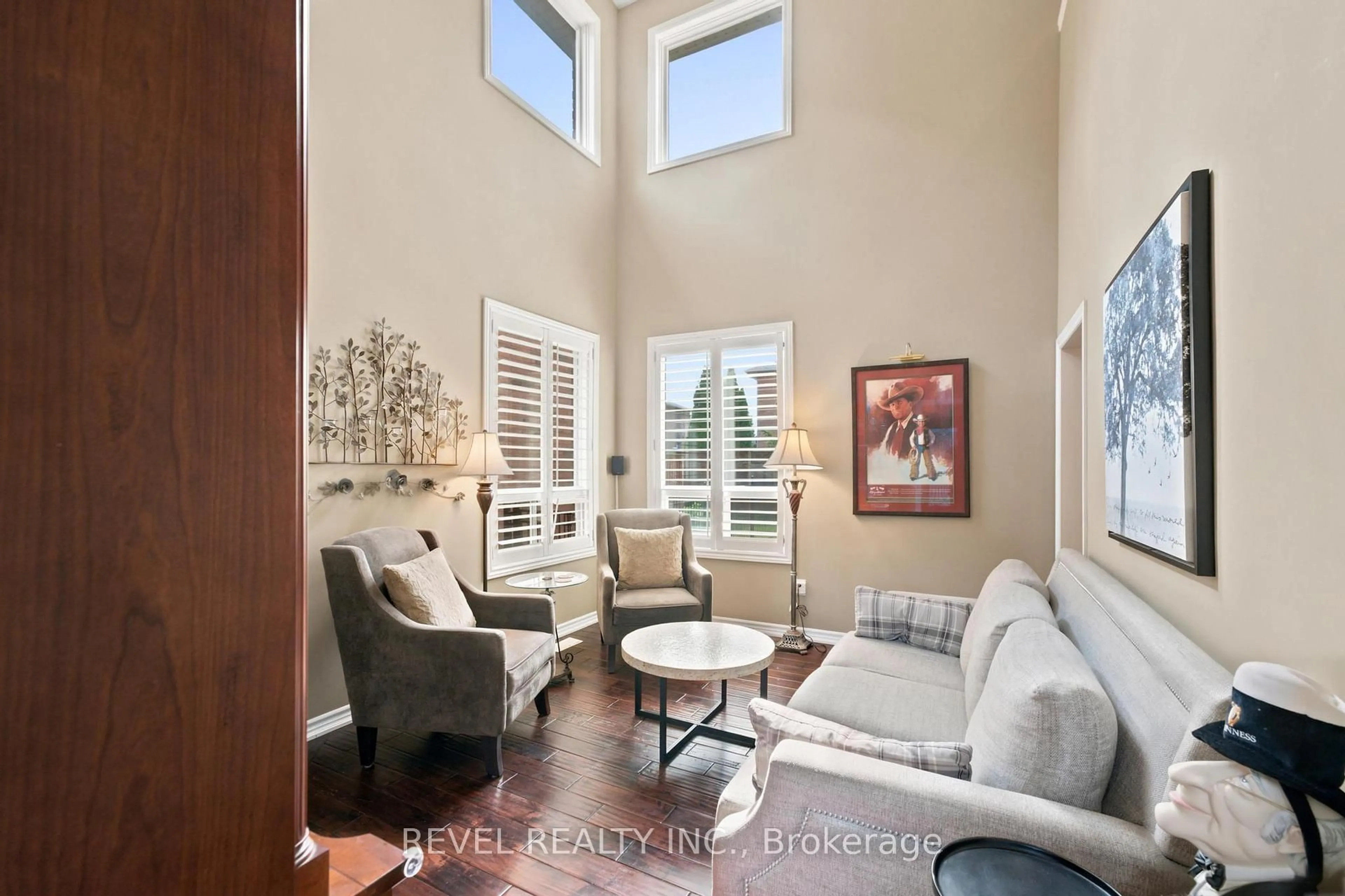 Living room with furniture, unknown for 207 Valridge Dr, Hamilton Ontario L9G 4Y4