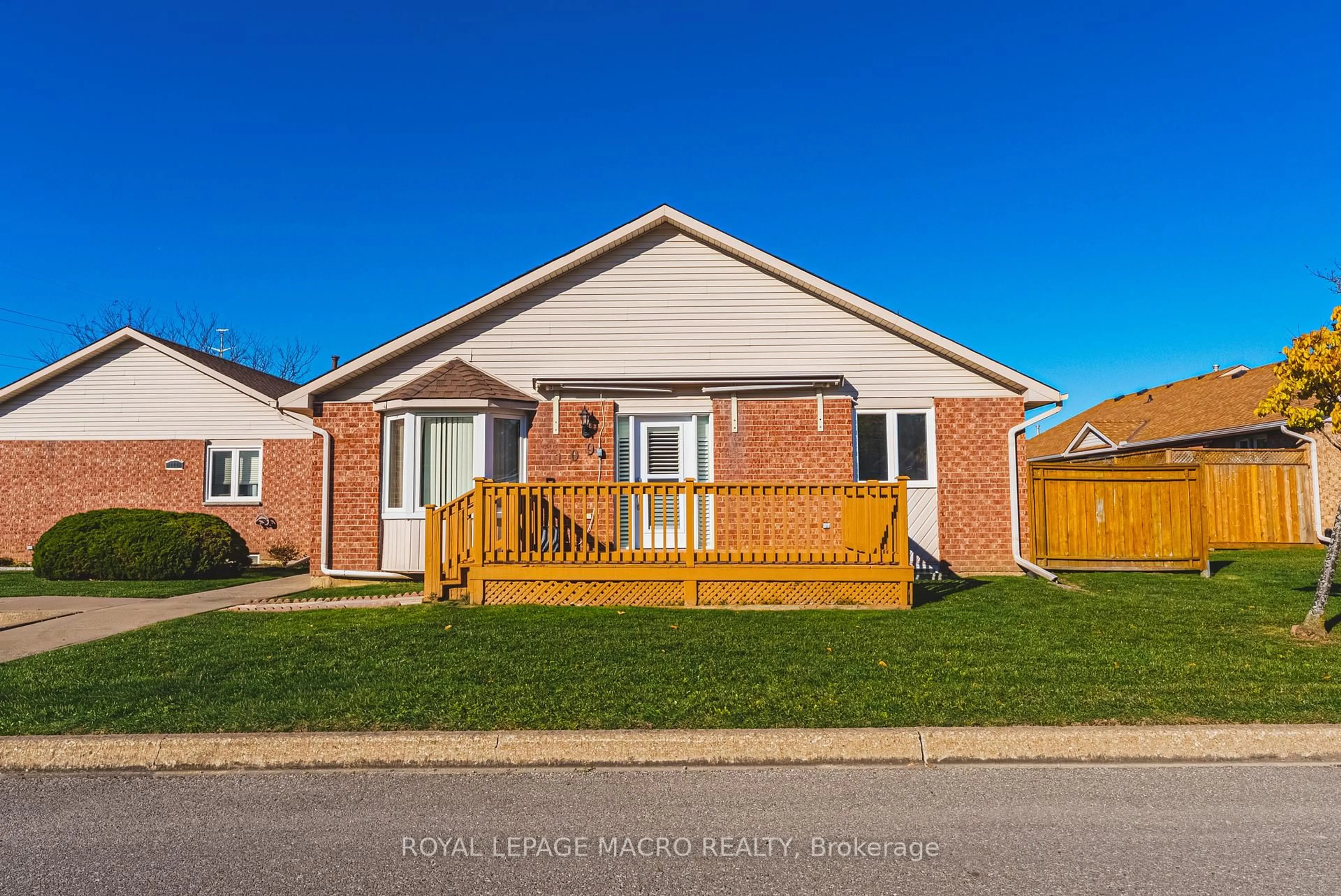 Unknown for 122 Bunting Rd #109, St. Catharines Ontario L2P 3X7