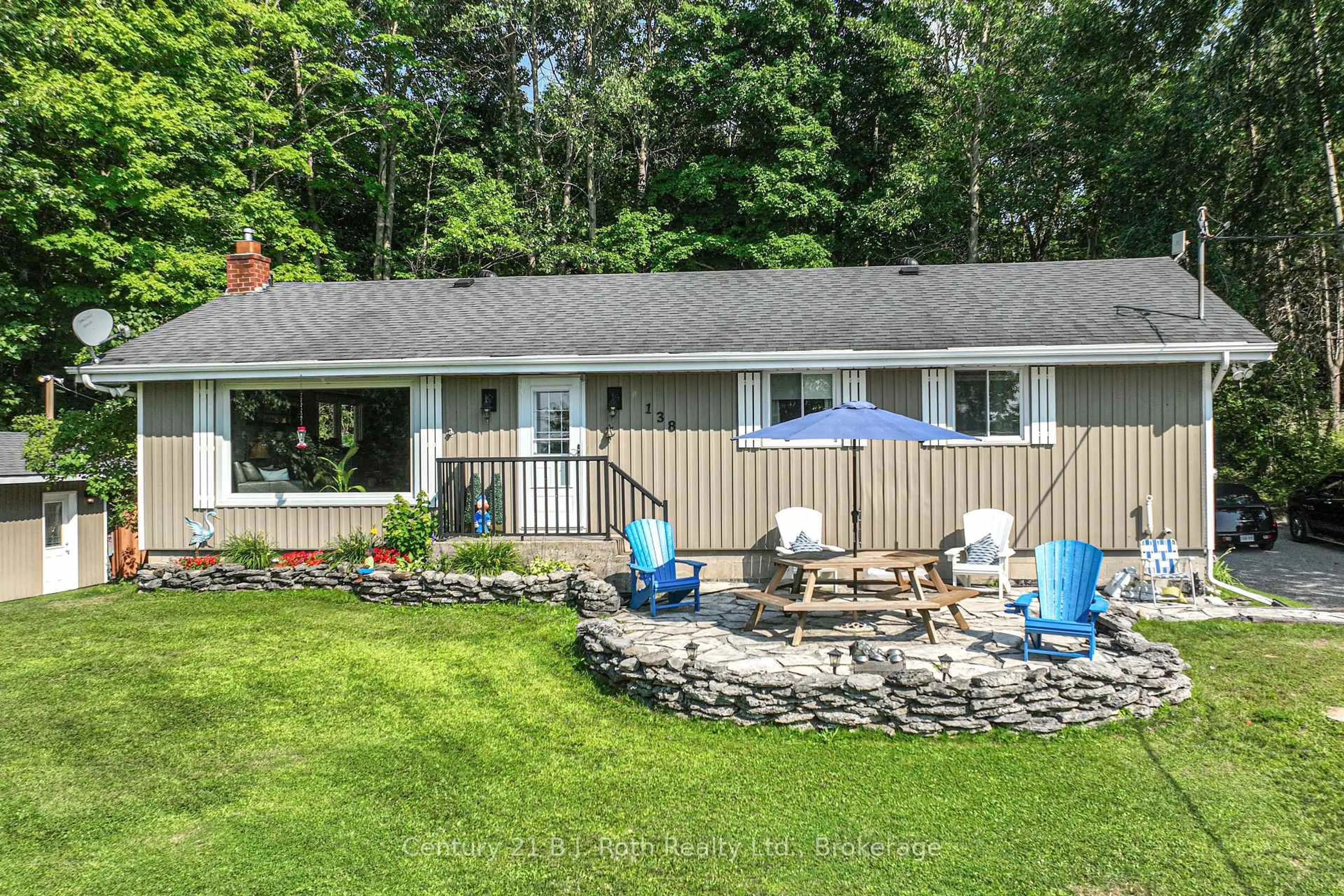 Patio, water/lake/river/ocean view for 138 LAKE DALRYMPLE Rd, Kawartha Lakes Ontario L0K 1W0