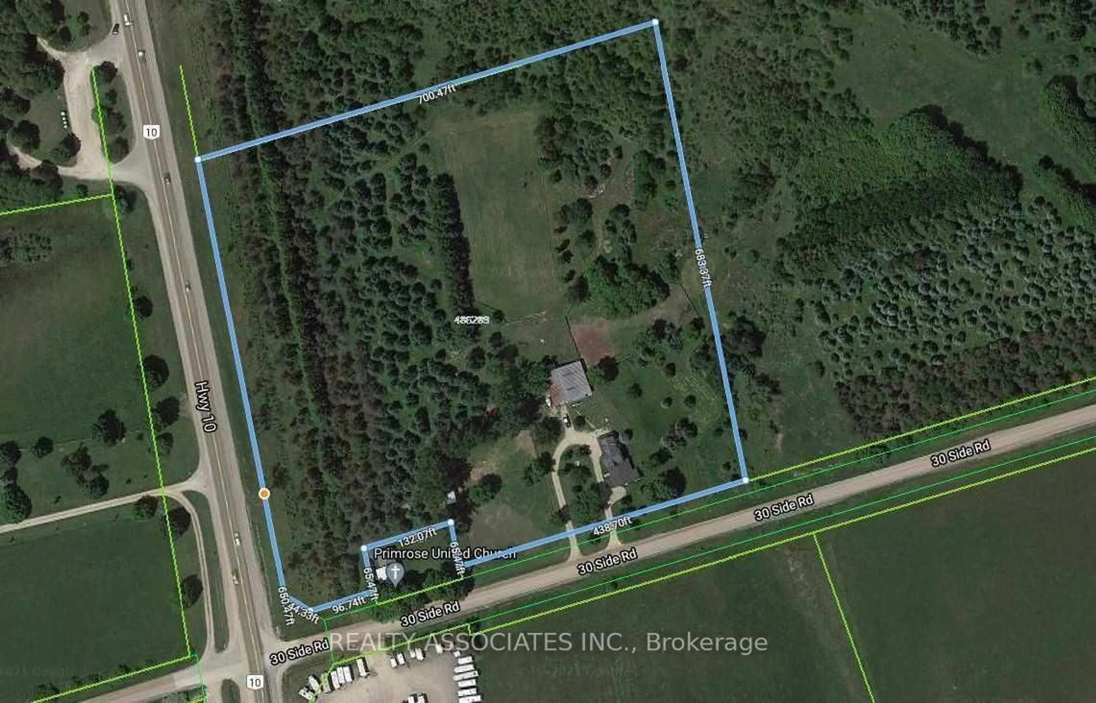 A pic from outside/outdoor area/front of a property/back of a property/a pic from drone, building for 486289 30th Sdrd, Mono Ontario L9V 1G7