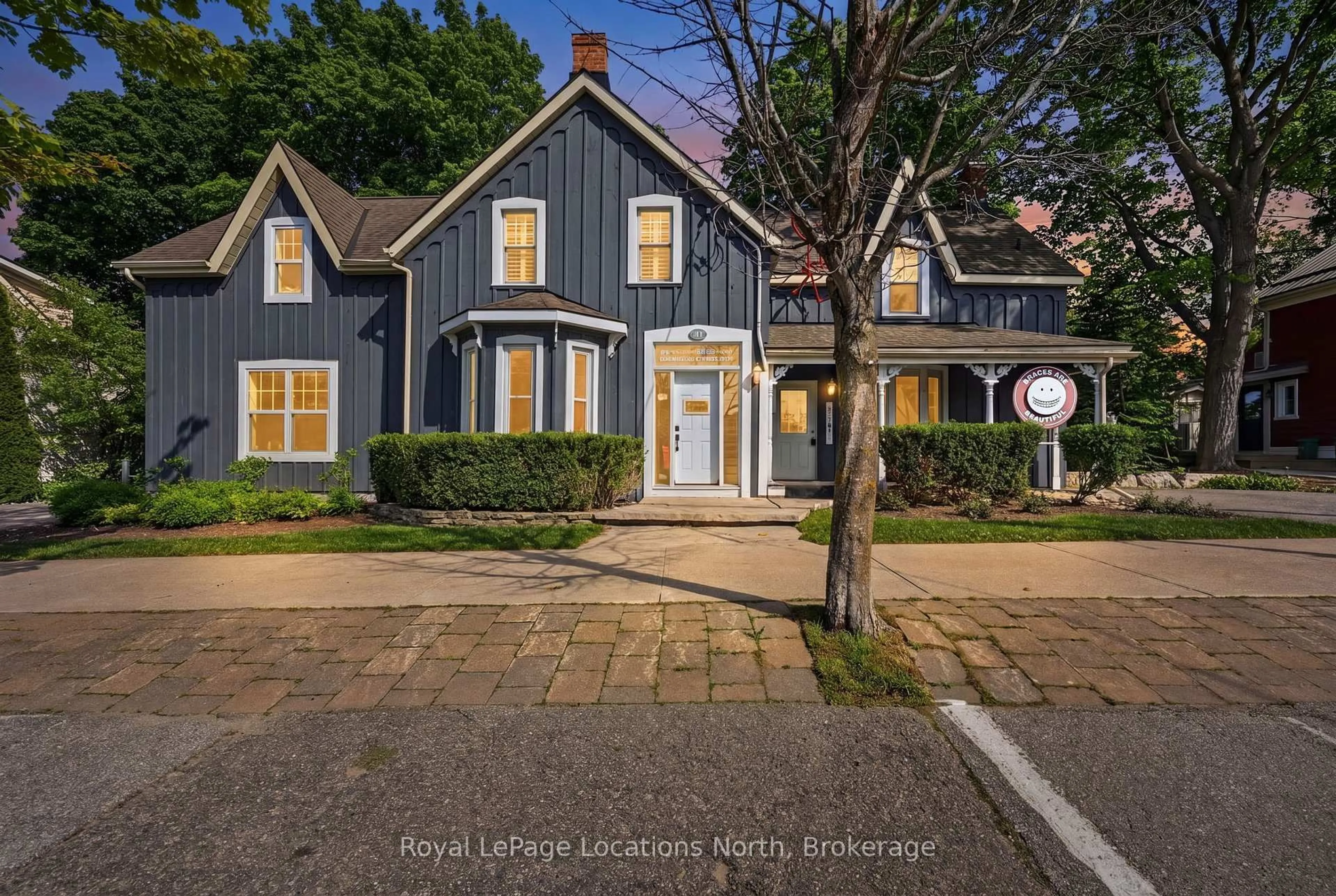 A pic from outside/outdoor area/front of a property/back of a property/a pic from drone, street for 21 Bruce St, Blue Mountains Ontario N0H 2P0