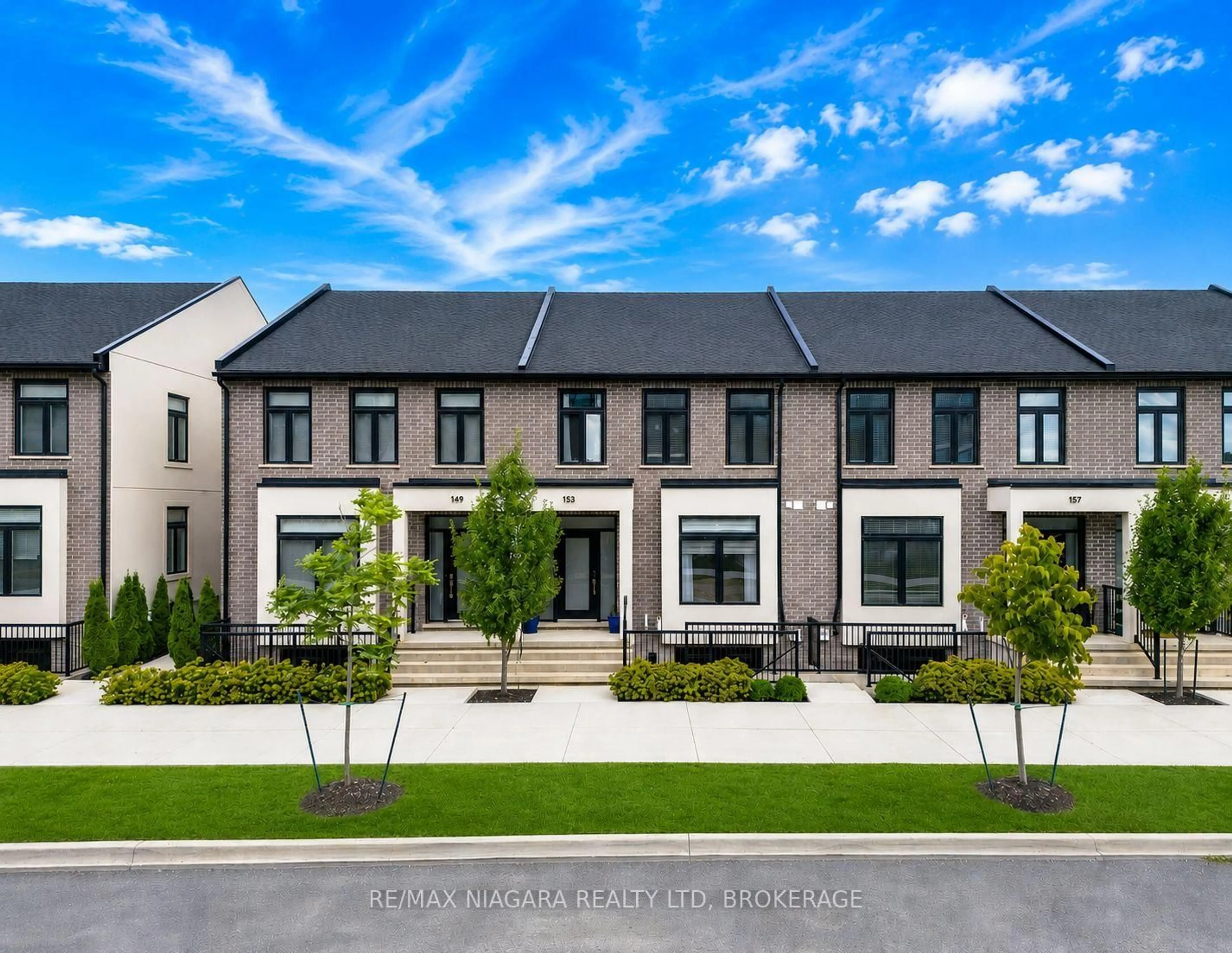 Home with brick exterior material, street for 153 Summersides Blvd, Pelham Ontario L0S 1E6