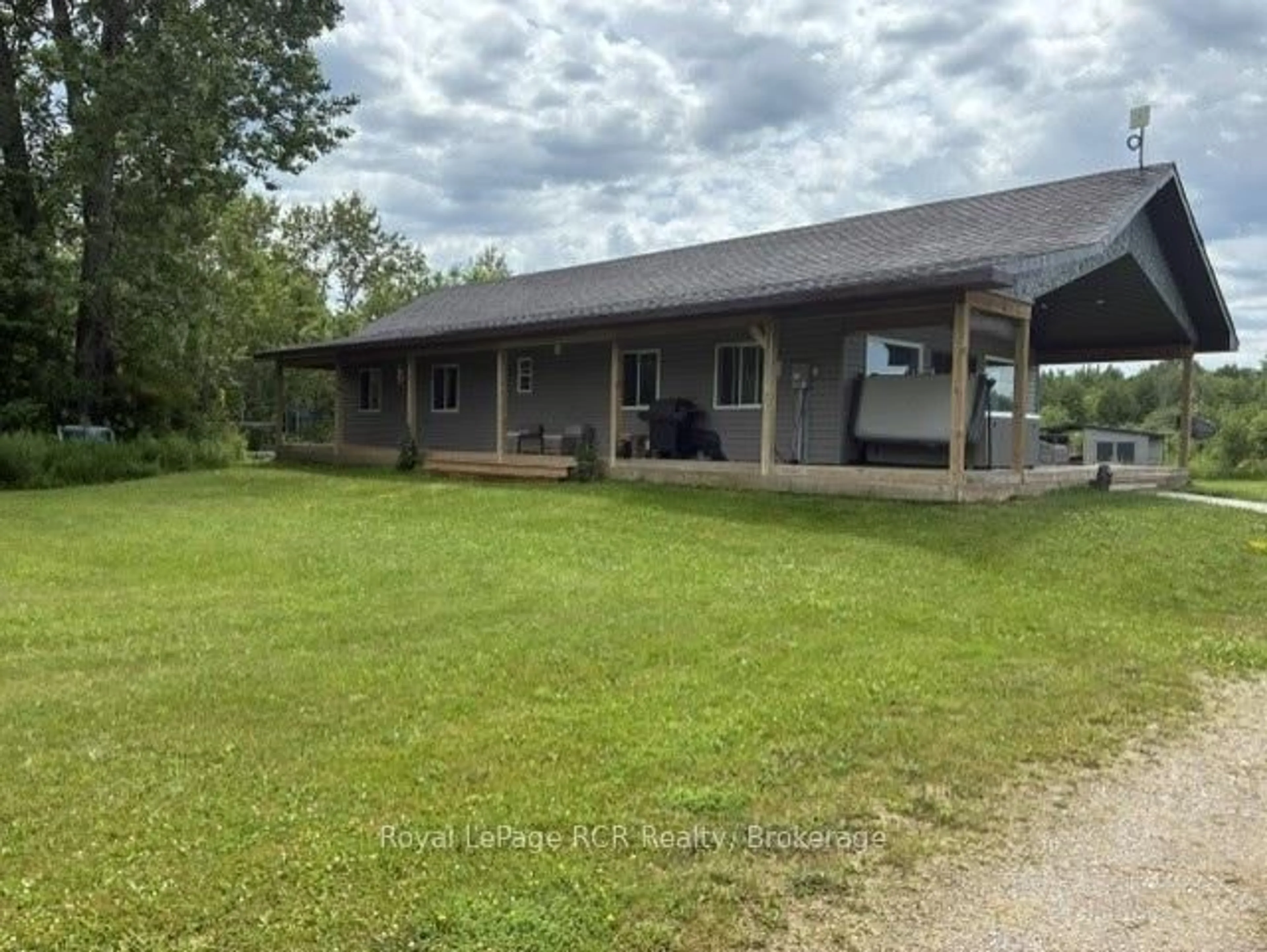 A pic from outside/outdoor area/front of a property/back of a property/a pic from drone, building for 382162 Concession 17 Rd, Georgian Bluffs Ontario N0H 2T0