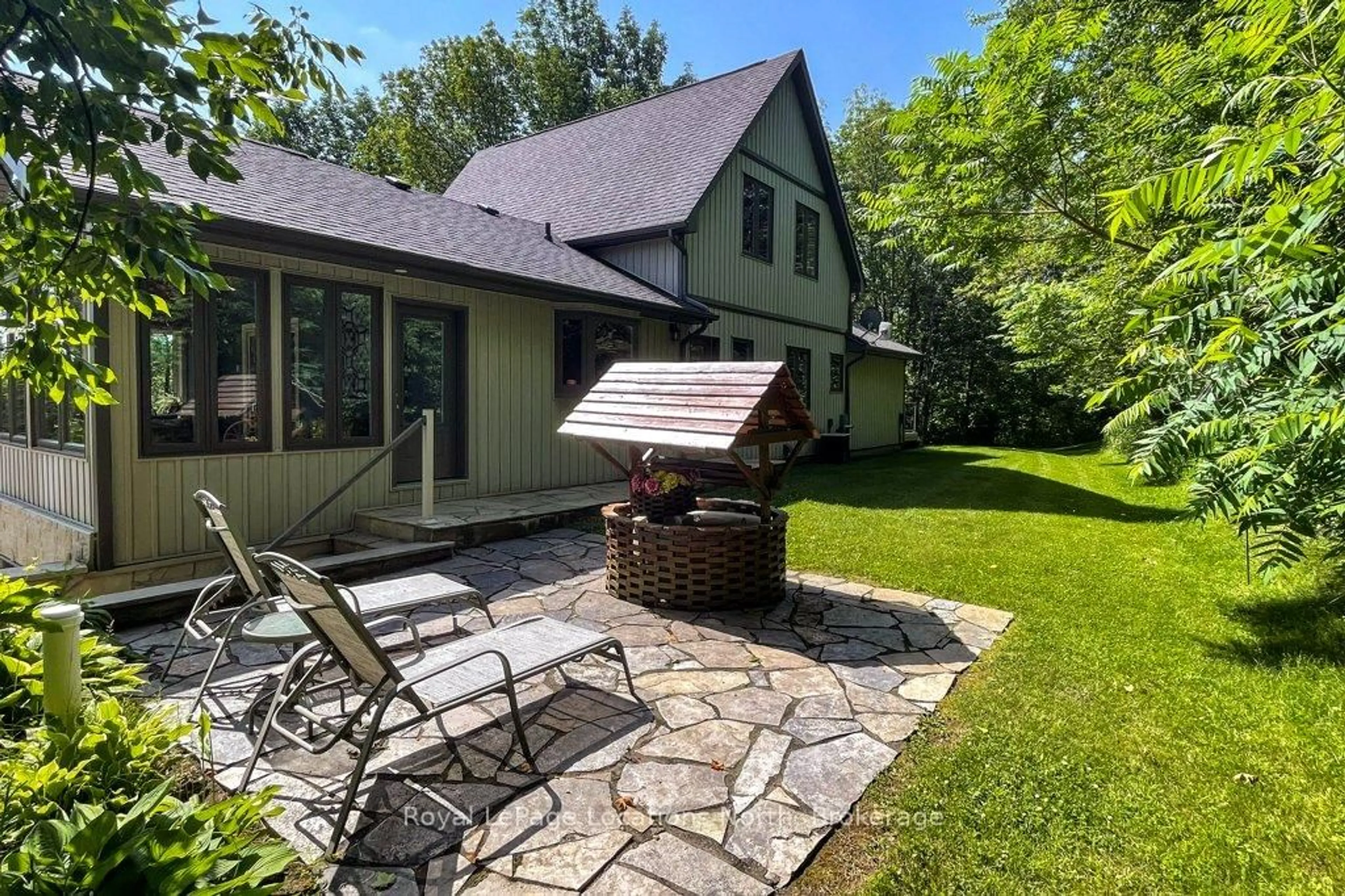 Patio, water/lake/river/ocean view for 156 Harbour Beach Dr, Meaford Ontario N4L 1W5