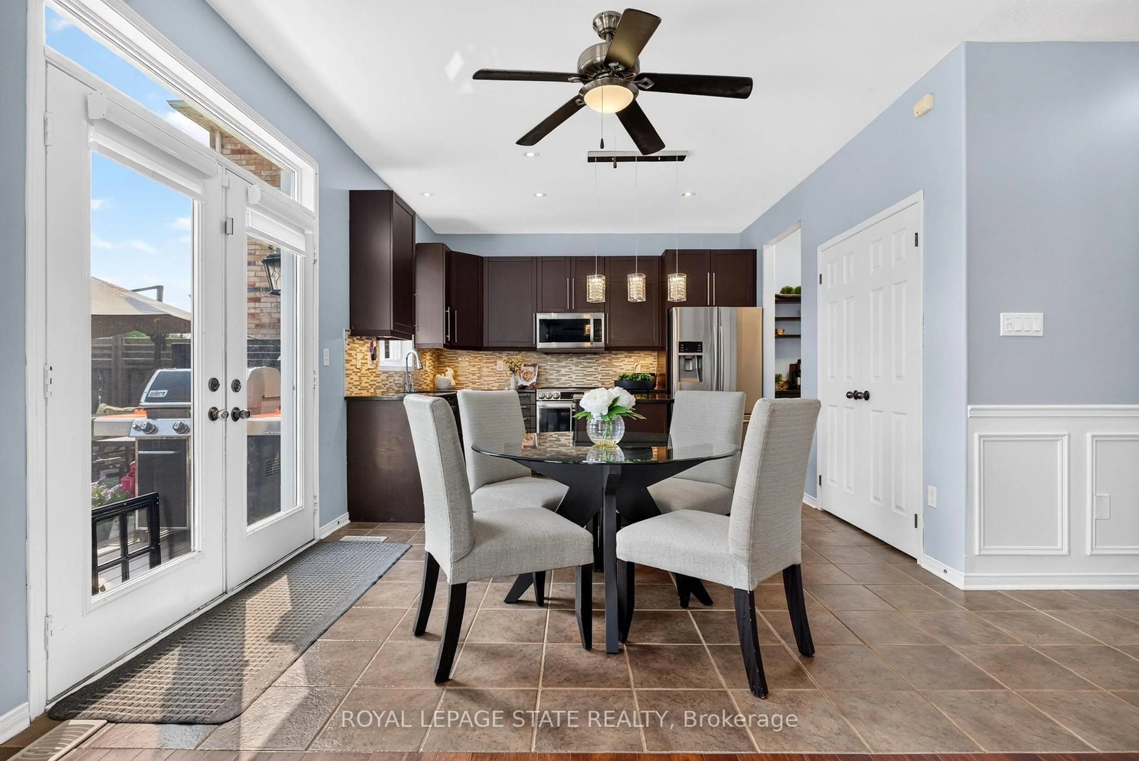 Open concept kitchen, unknown for 140 Fowler Dr, Hamilton Ontario L0R 1C0