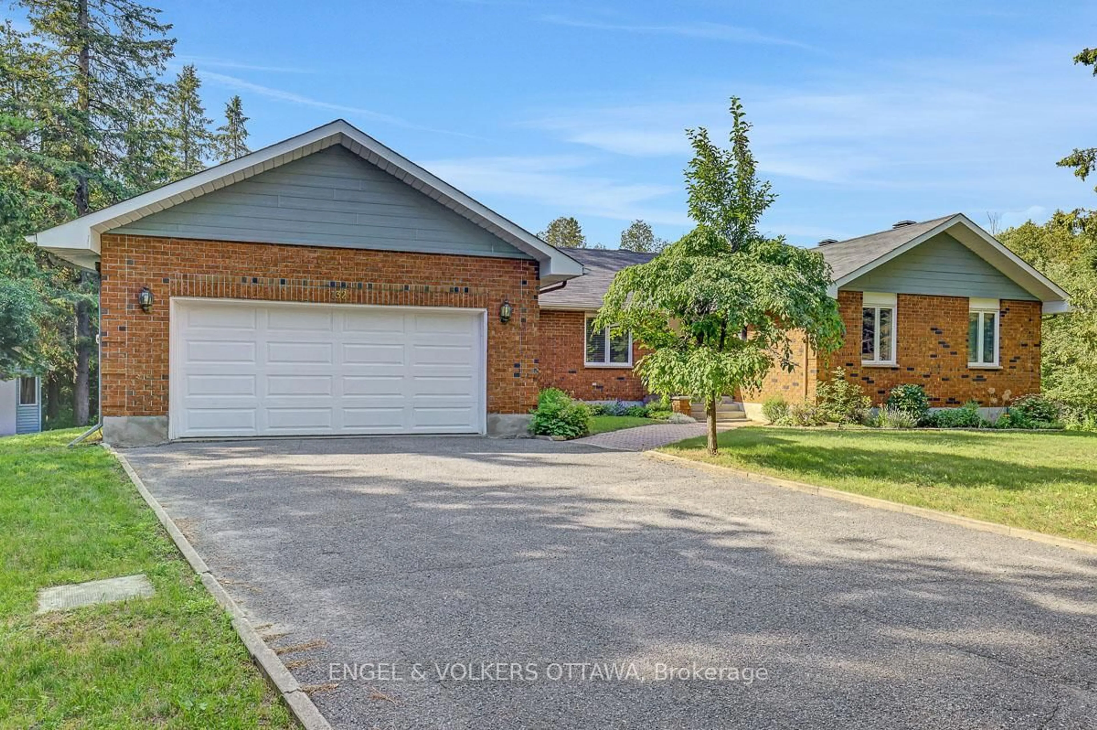 Home with brick exterior material, street for 132 Grey Stone Dr, Carp Ontario K0A 1L0