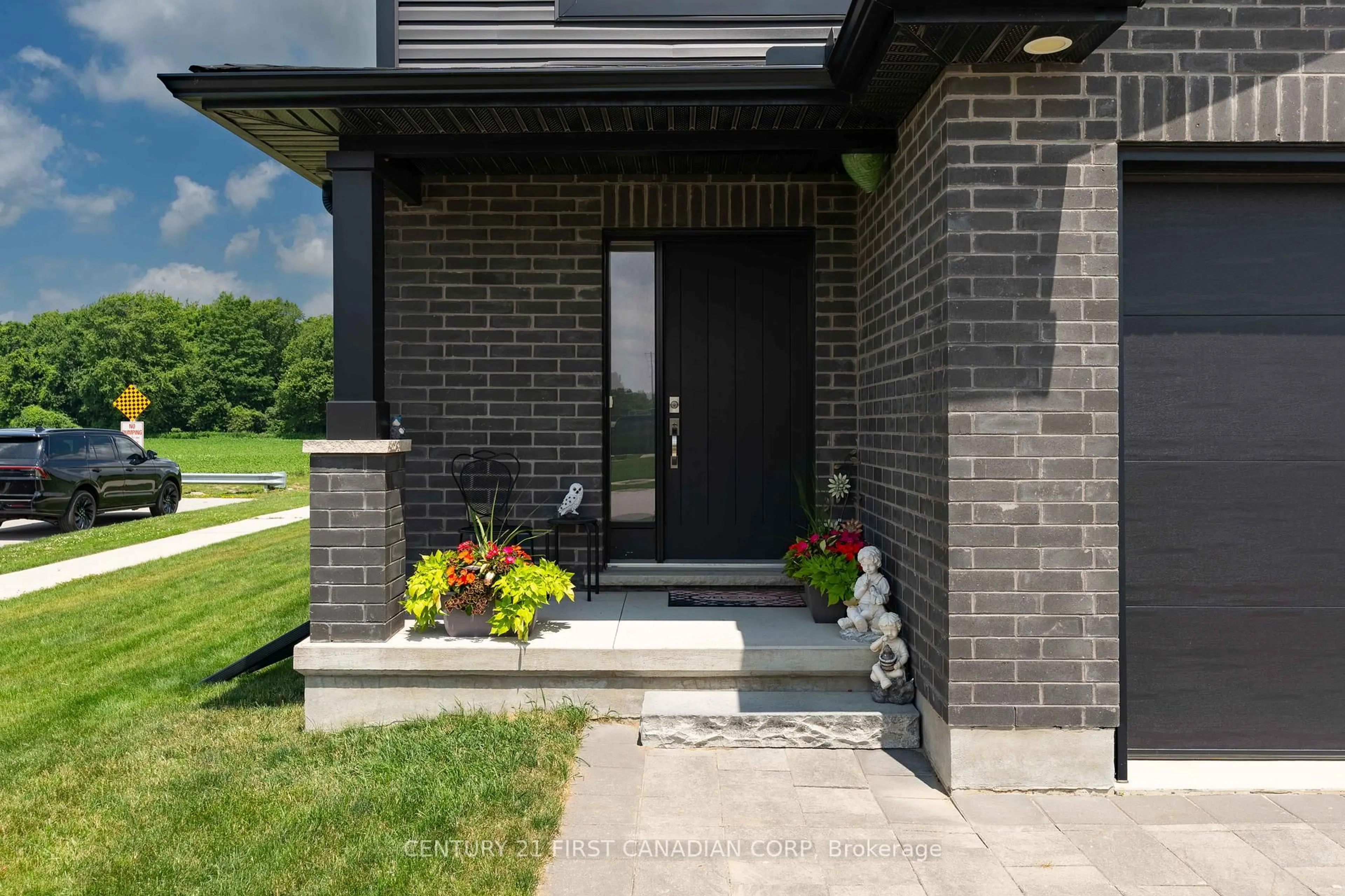 Home with brick exterior material, street for 150 Gilmour Dr, Lucan Biddulph Ontario N0M 2J0