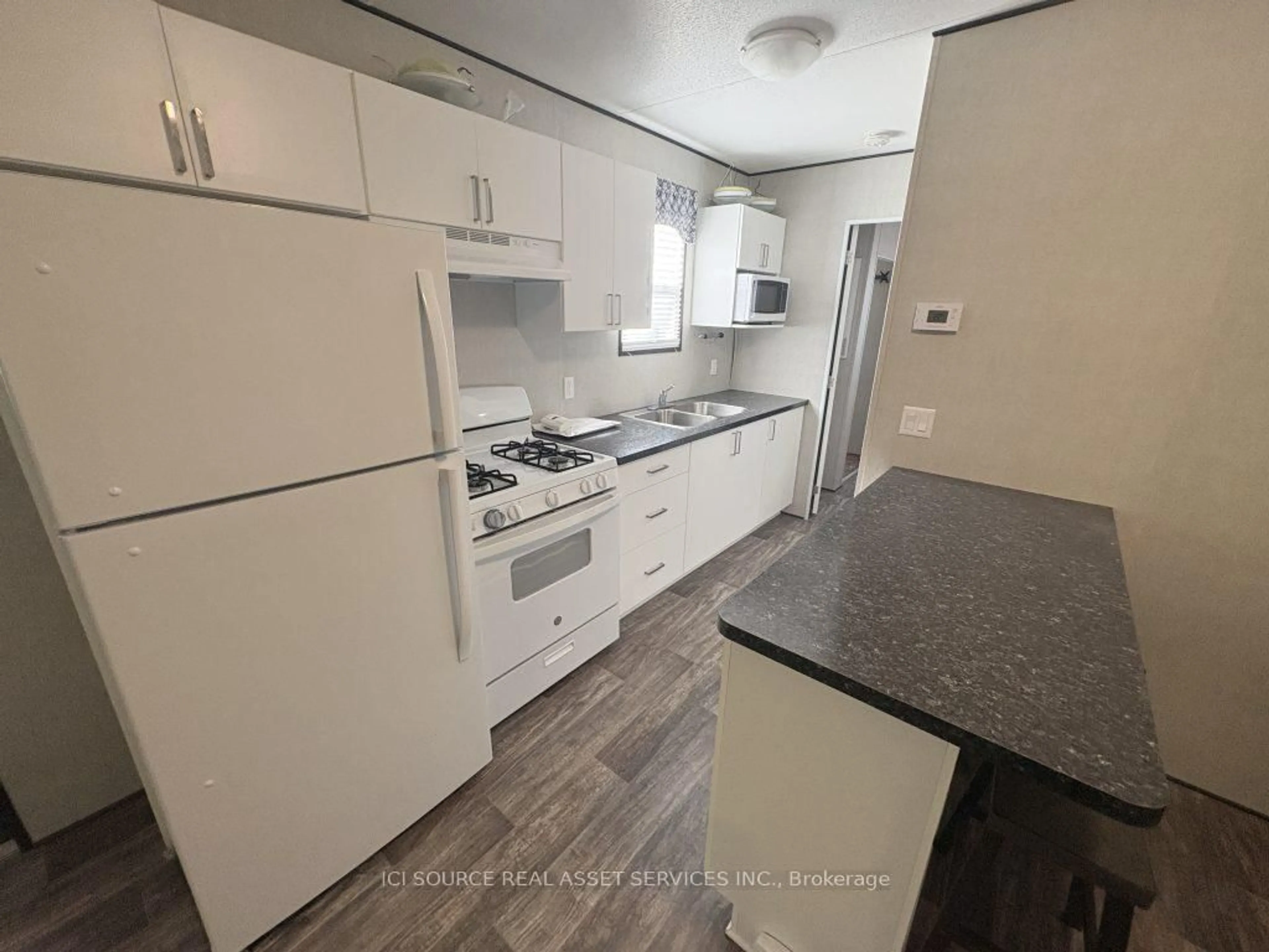 Standard kitchen, unknown for 7100 County Rd 18 #SBR611, Alnwick/Haldimand Ontario K0K 2X0