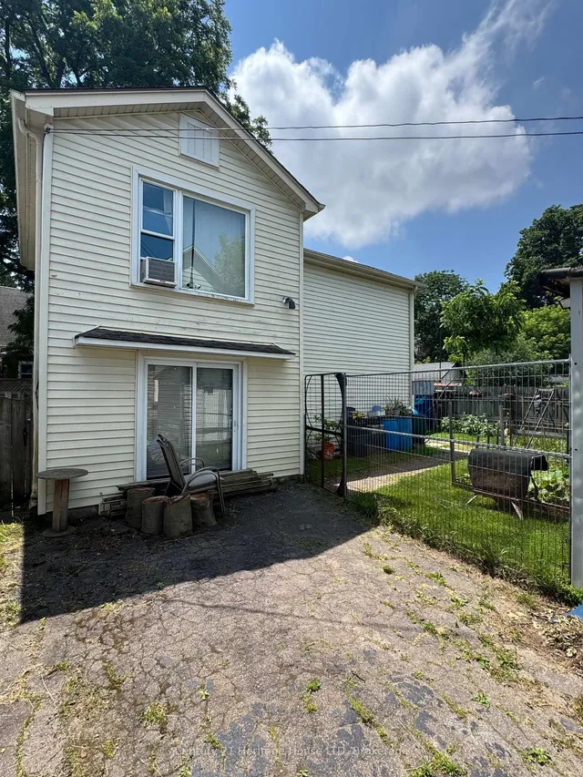 4680 Ryerson Cres, Niagara Falls 3