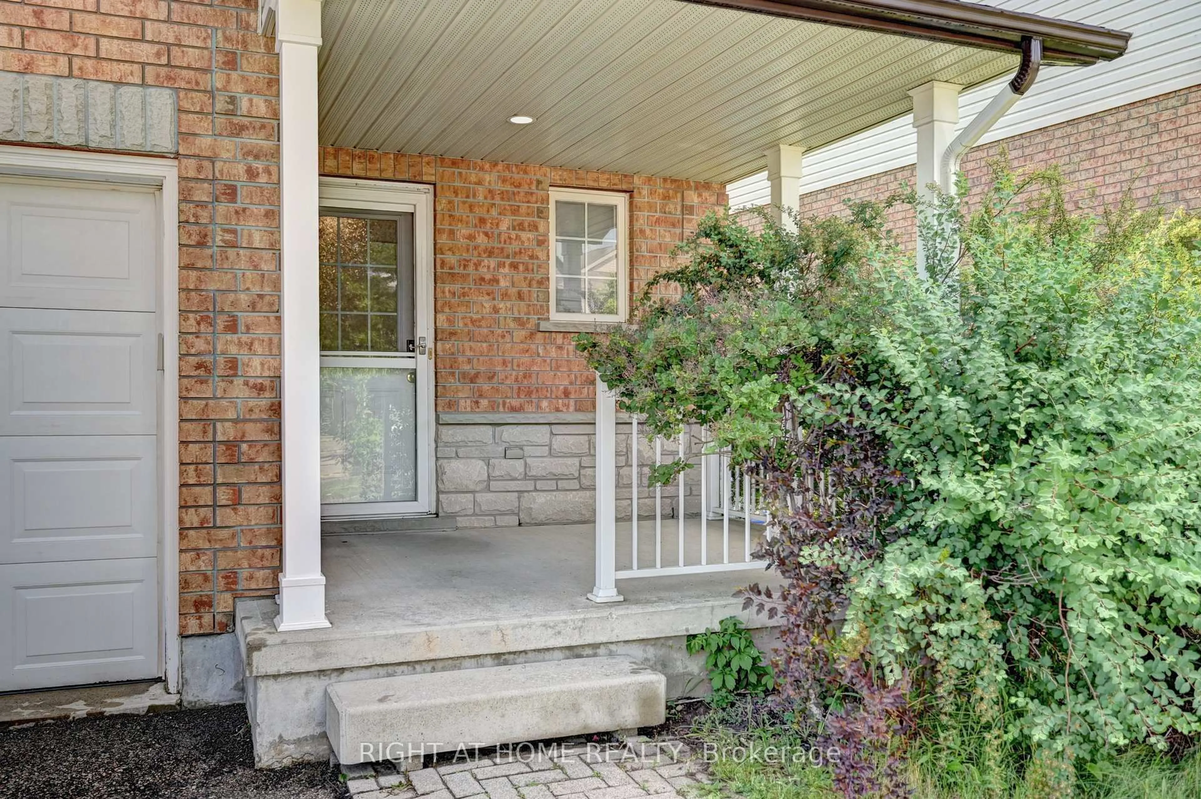 Unknown for 760 Paris Blvd, Waterloo Ontario N2T 2Y1