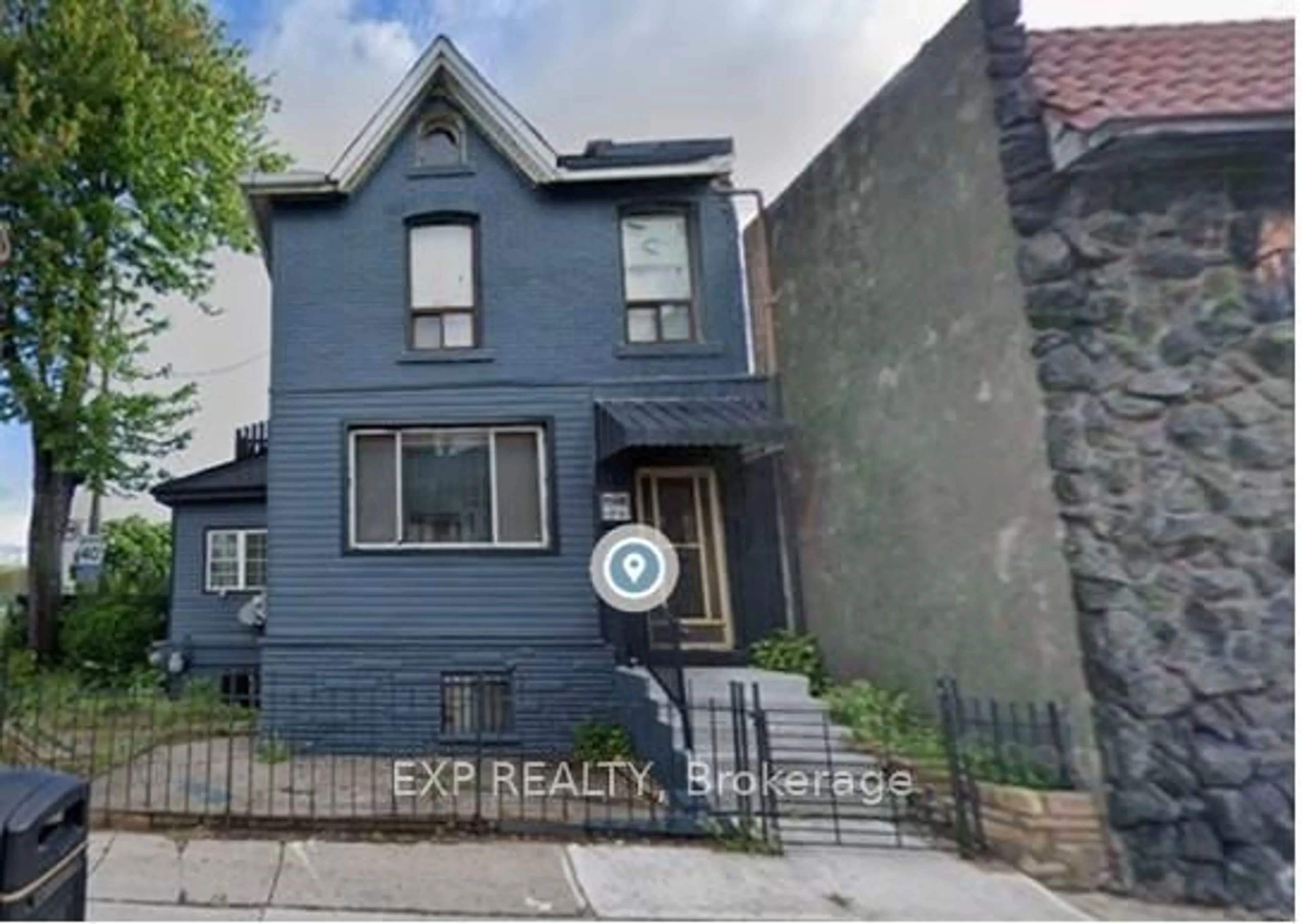 Unknown for 521 Barton St, Hamilton Ontario L8L 2Y9