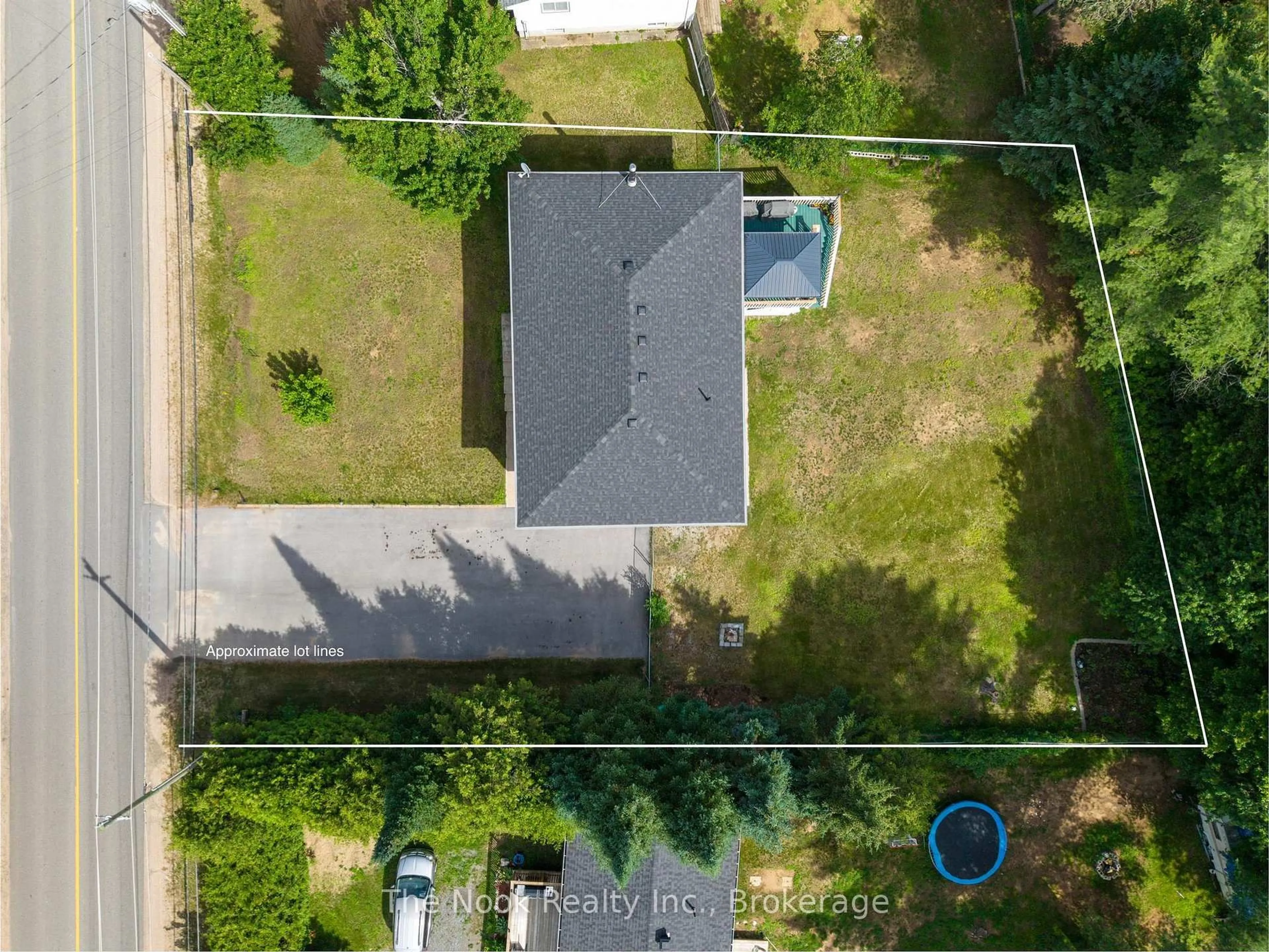A pic from outside/outdoor area/front of a property/back of a property/a pic from drone, street for 348 Chemaushgon Rd, Bancroft Ontario K0L 1C0