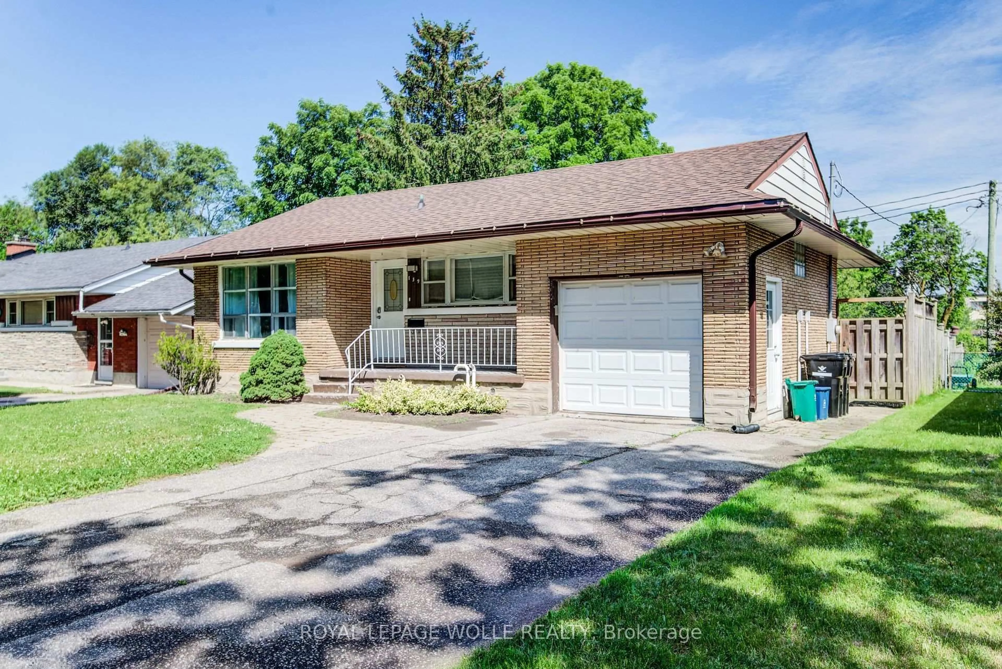 Home with brick exterior material, street for 139 Elgin Cres, Waterloo Ontario N2J 2S5