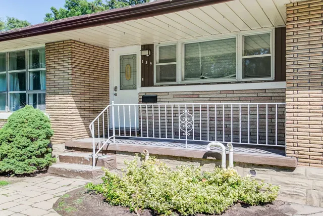 139 Elgin Cres, Waterloo 5