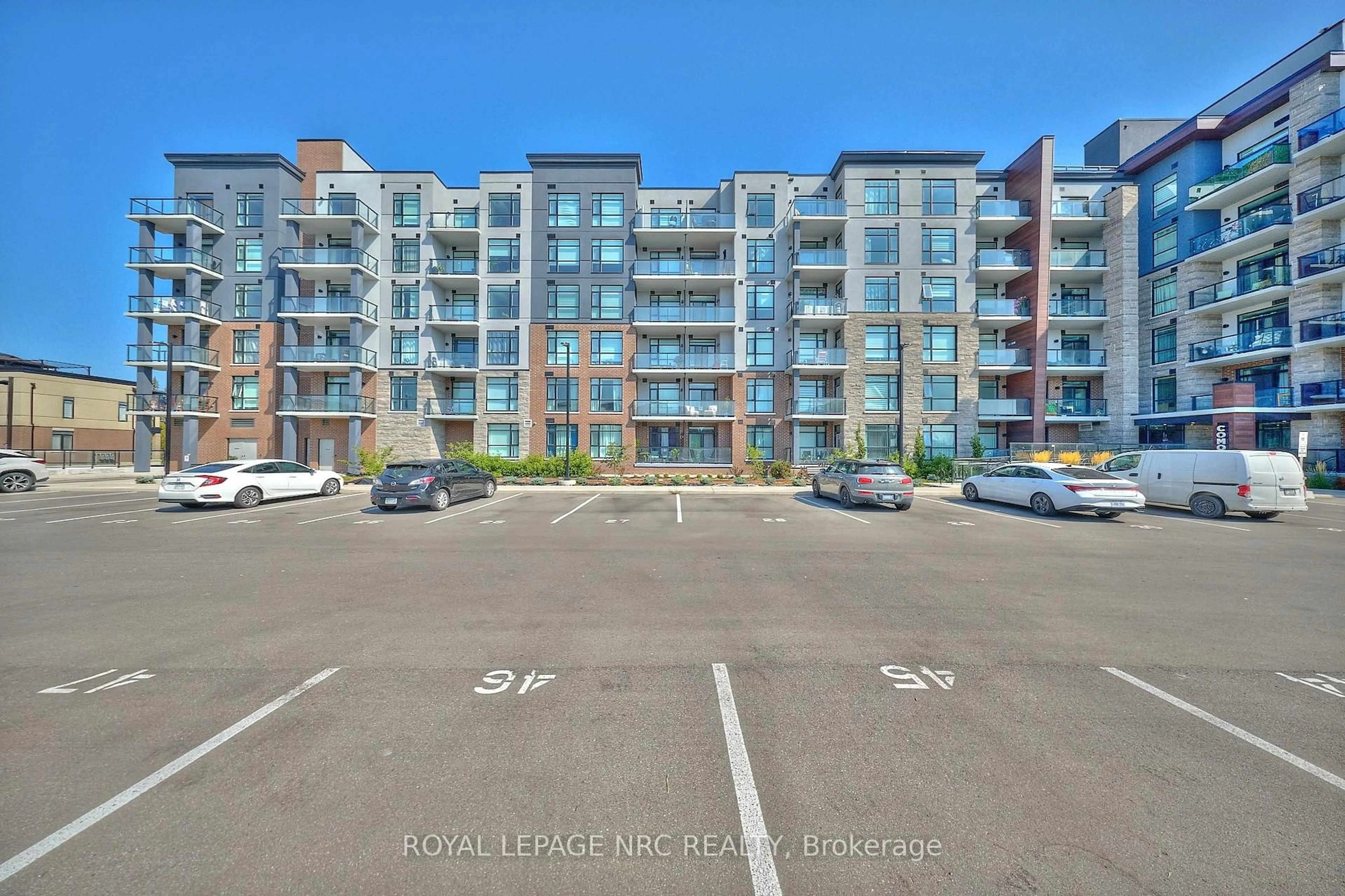 A pic from outside/outdoor area/front of a property/back of a property/a pic from drone, unknown for 600 North Service Rd #221, Hamilton Ontario L8E 0L2