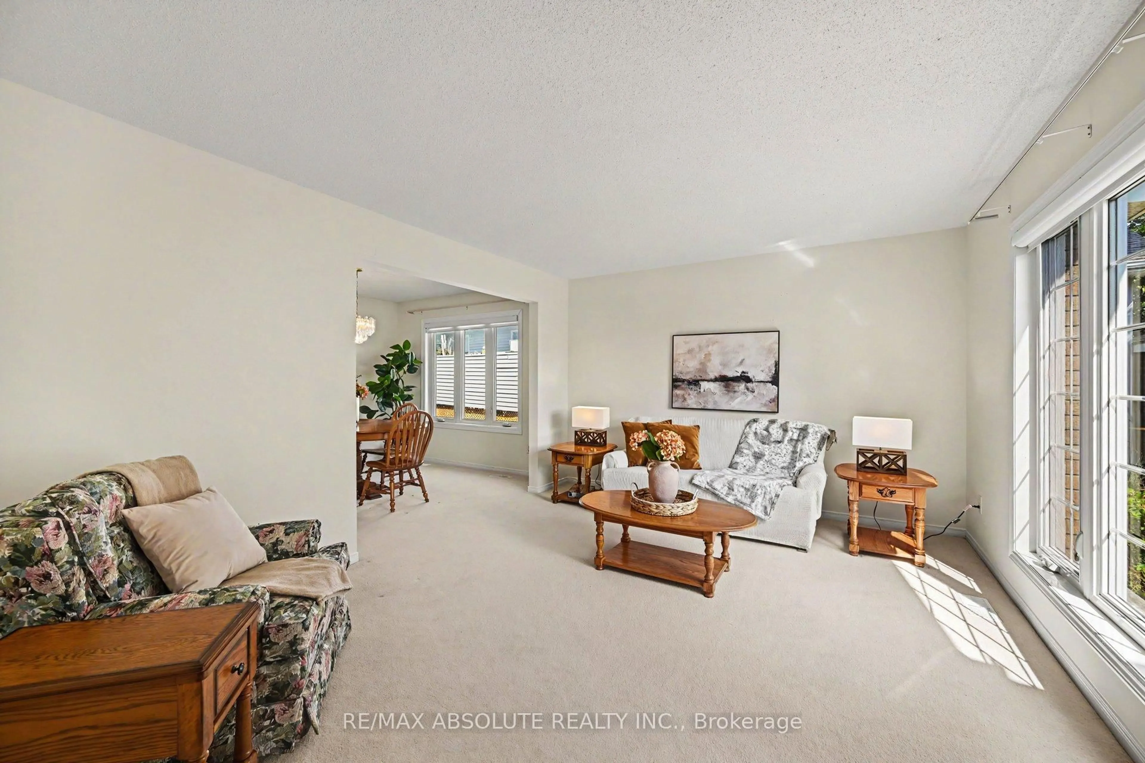 Living room with furniture, unknown for 1 River Ridge Cres, Arnprior Ontario K7S 3W1