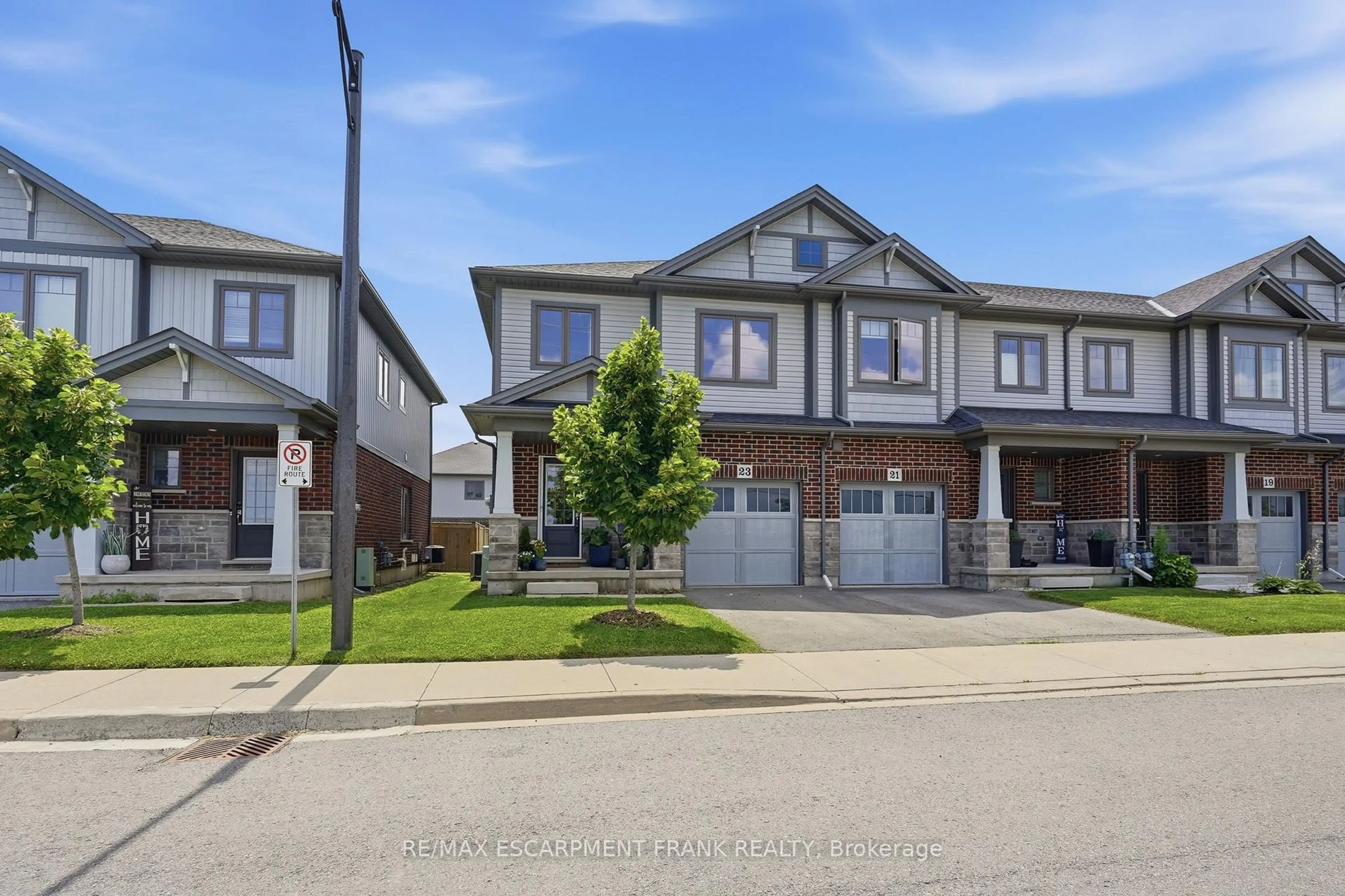 Home with brick exterior material, street for 23 Severino Circ, West Lincoln Ontario L0R 2A0
