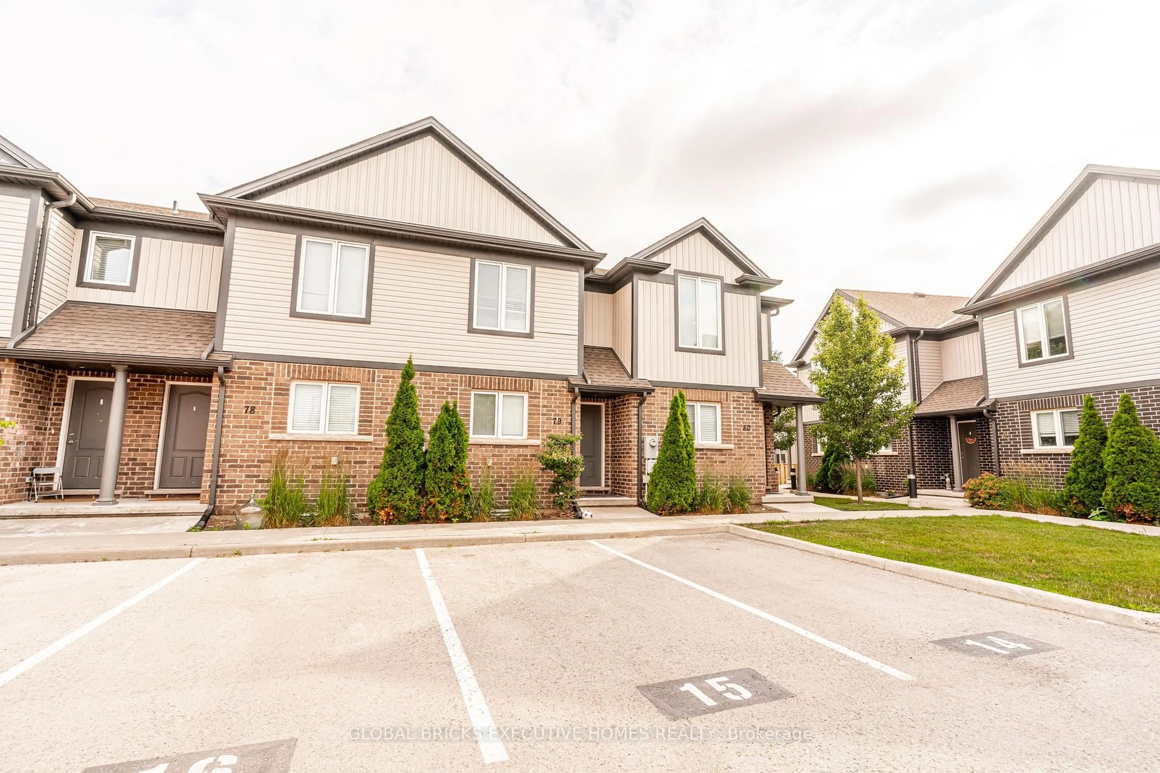 Unknown for 7768 Ascott Circ #79, Niagara Falls Ontario L2H 3P9