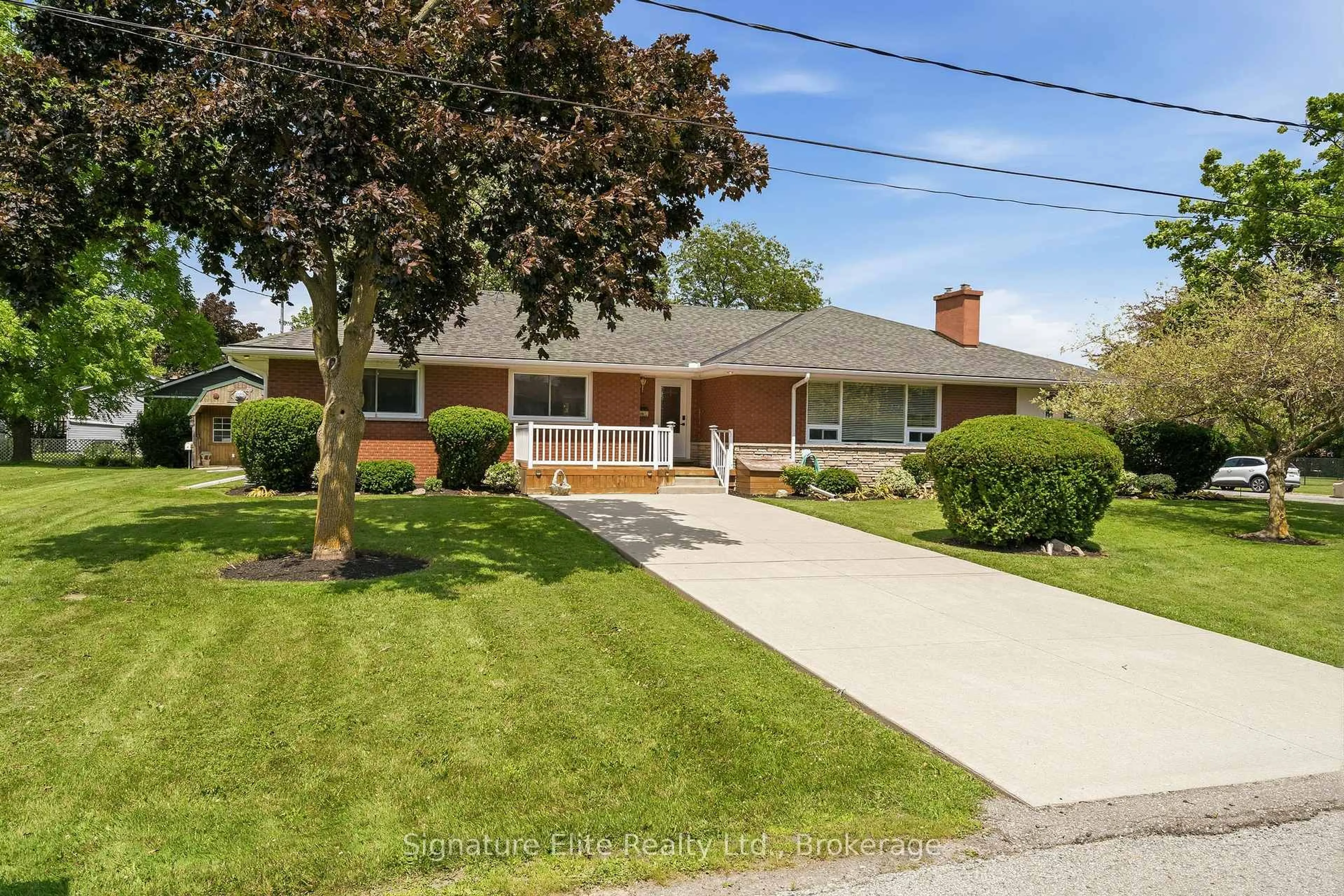 Unknown for 17 Fairfield Dr, Haldimand Ontario N0A 1H0