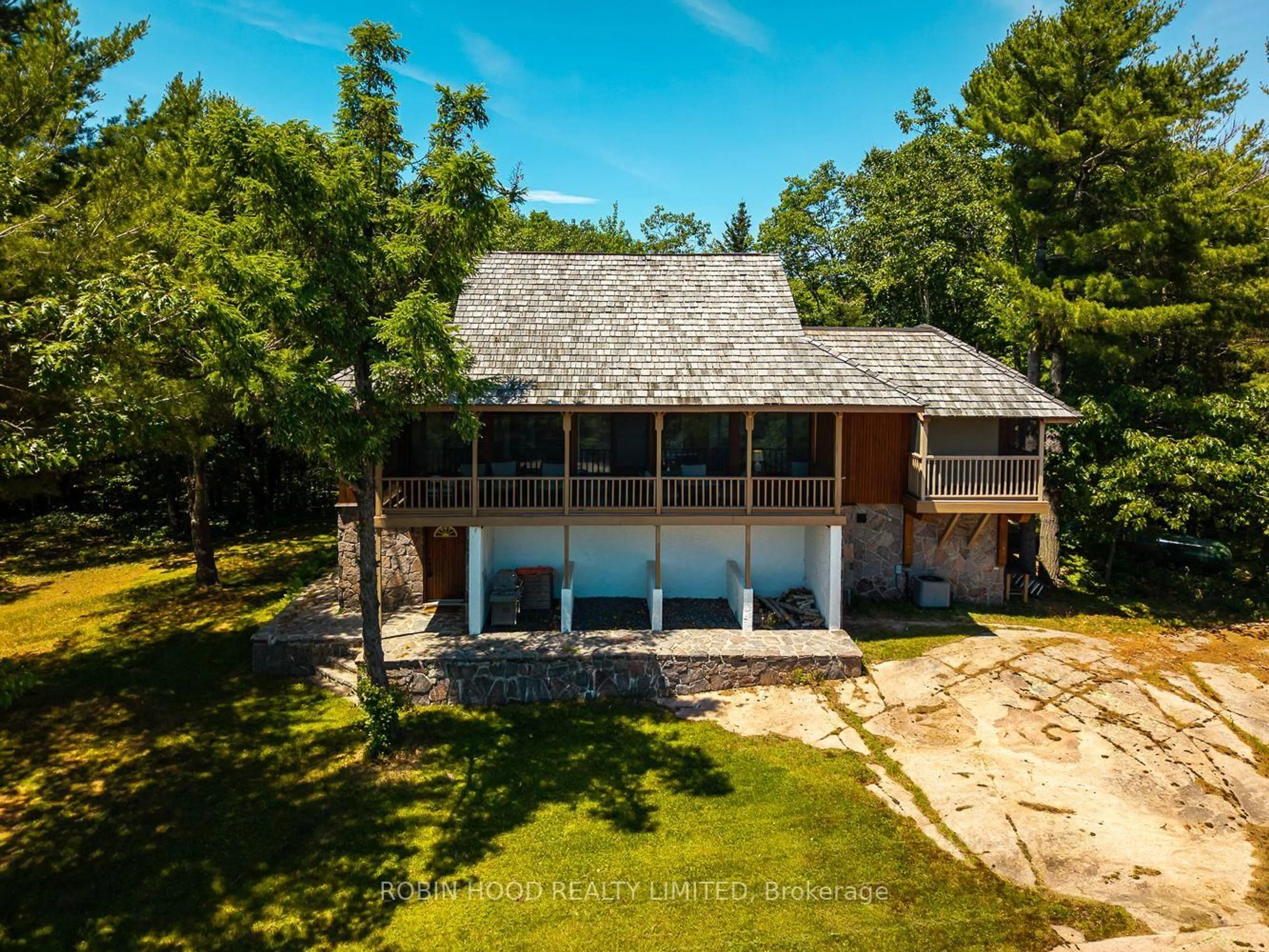 A pic from outside/outdoor area/front of a property/back of a property/a pic from drone, water/lake/river/ocean view for 47 Linda Lane #Rear, Carling Ontario P0G 1G0