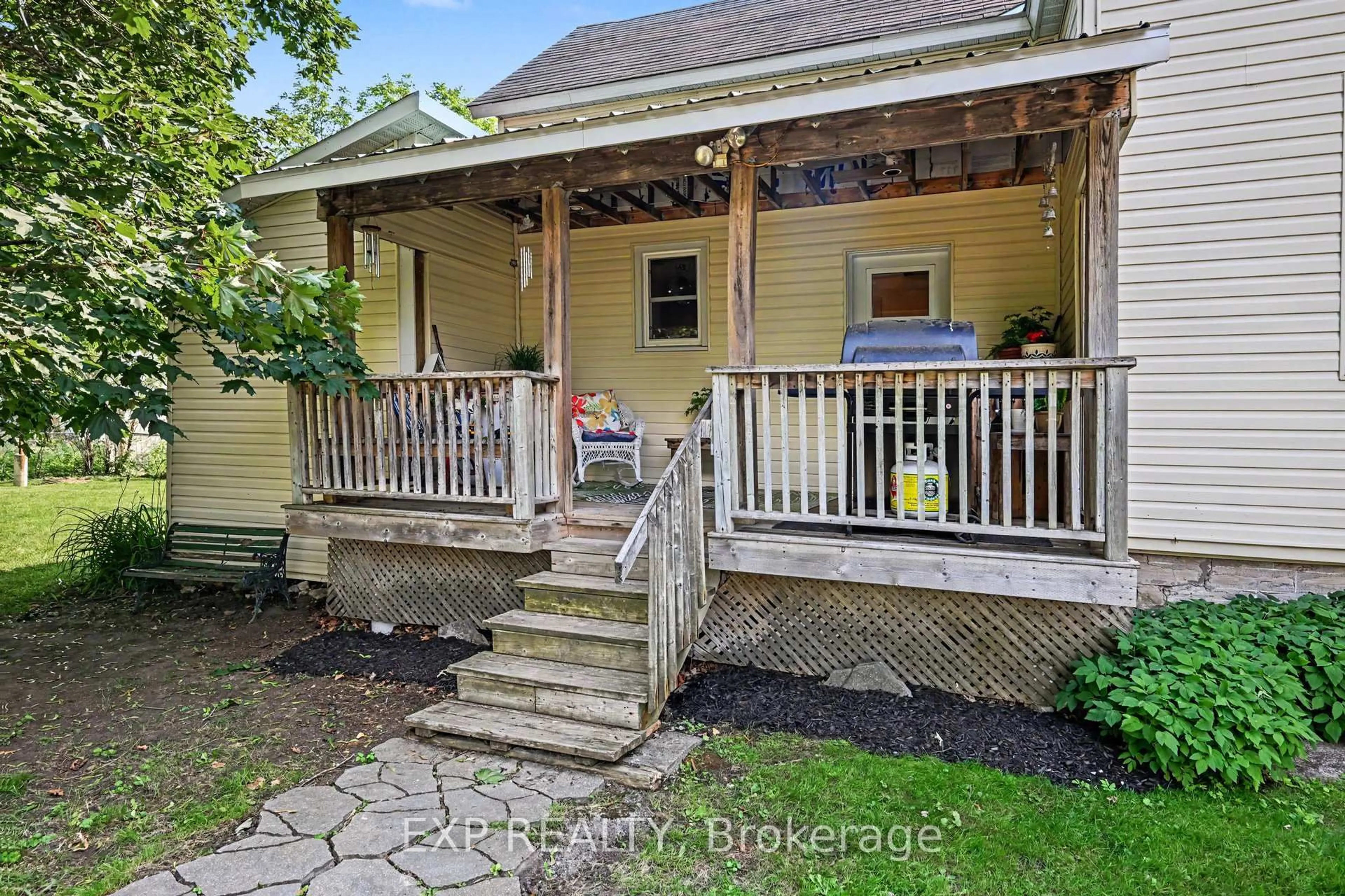 Patio, street for 165 Ottawa St, Almonte Ontario K0A 1A0