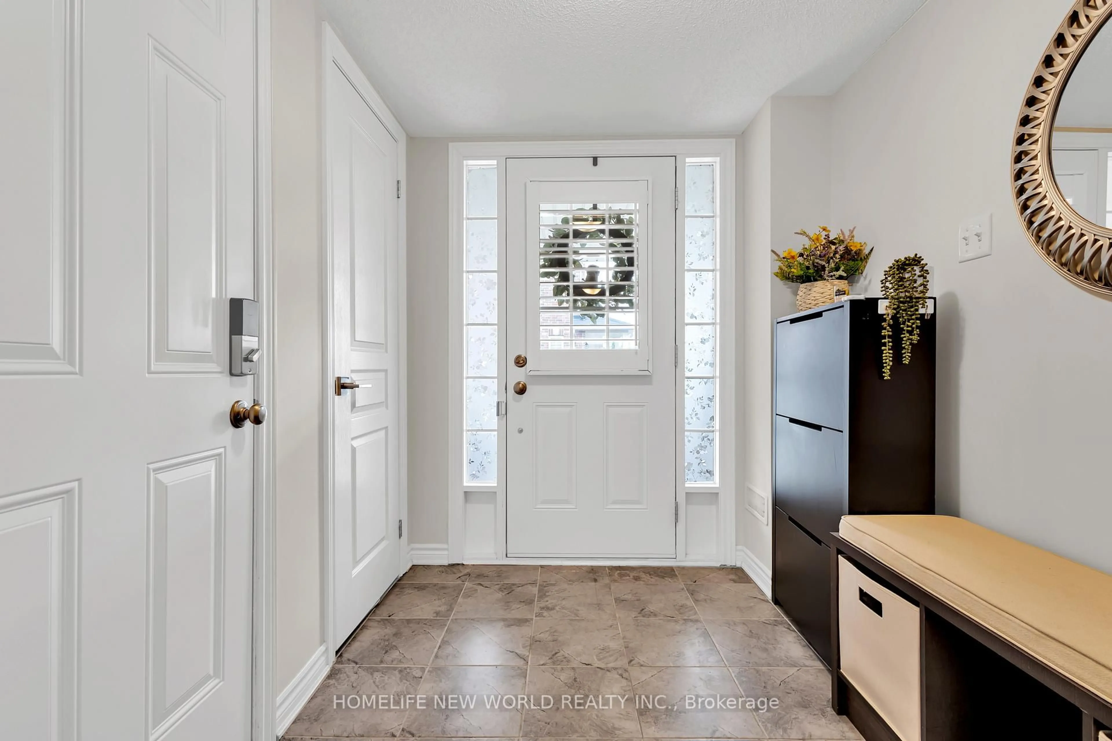 Indoor entryway for 88 Decorso Dr #71, Guelph Ontario N1L 0A9