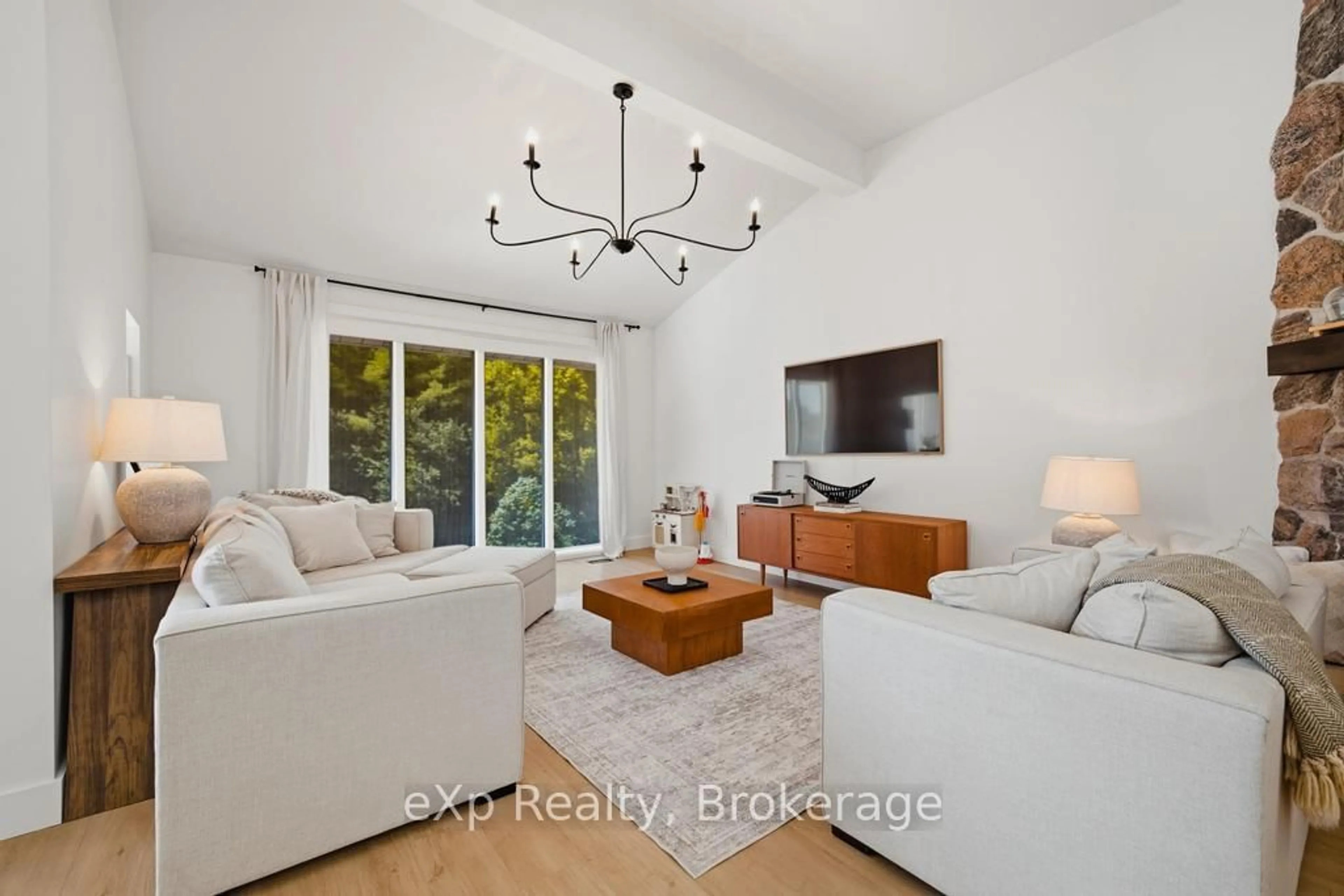 Living room with furniture, unknown for 40481 HOWICK-TURNBERRY Rd, Morris Turnberry Ontario N0G 2W0