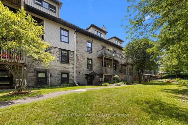 45 Mill St #1, Carleton Place 2