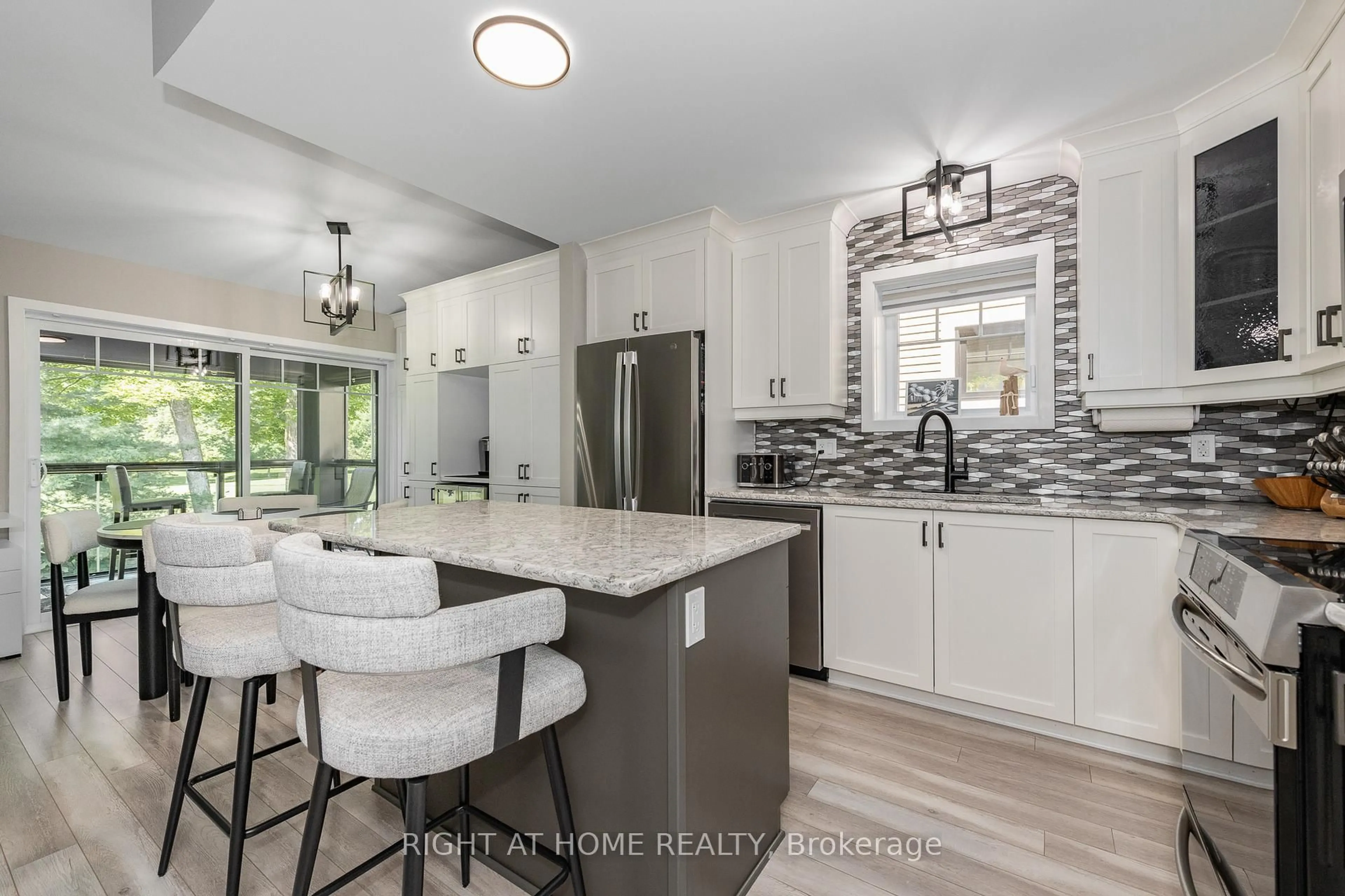 Open concept kitchen, ceramic/tile floor for 308 Masters Lane #296, Clarence-Rockland Ontario K4K 0L3