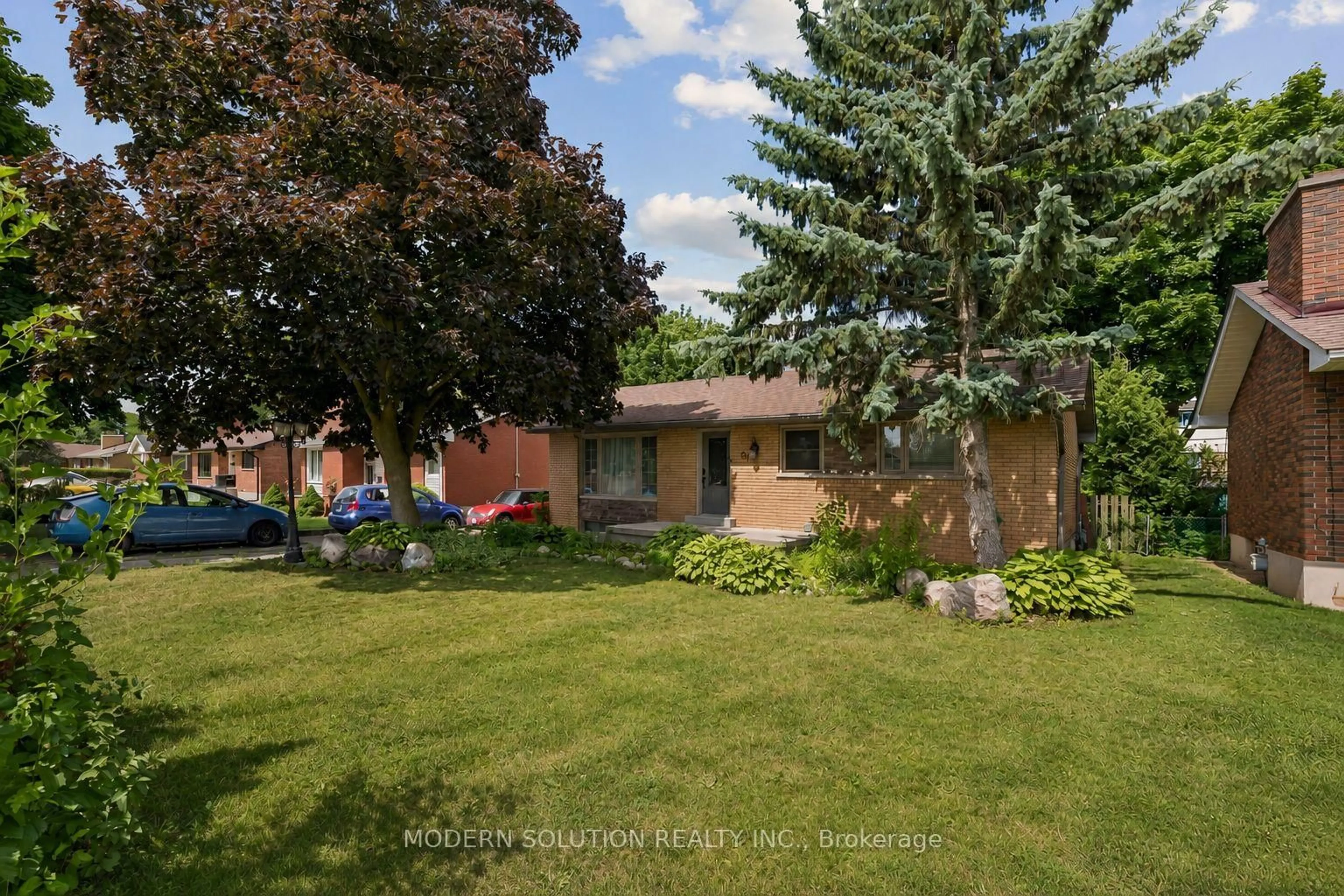 Unknown for 61 Godfrey Dr, London East Ontario N5V 2E8