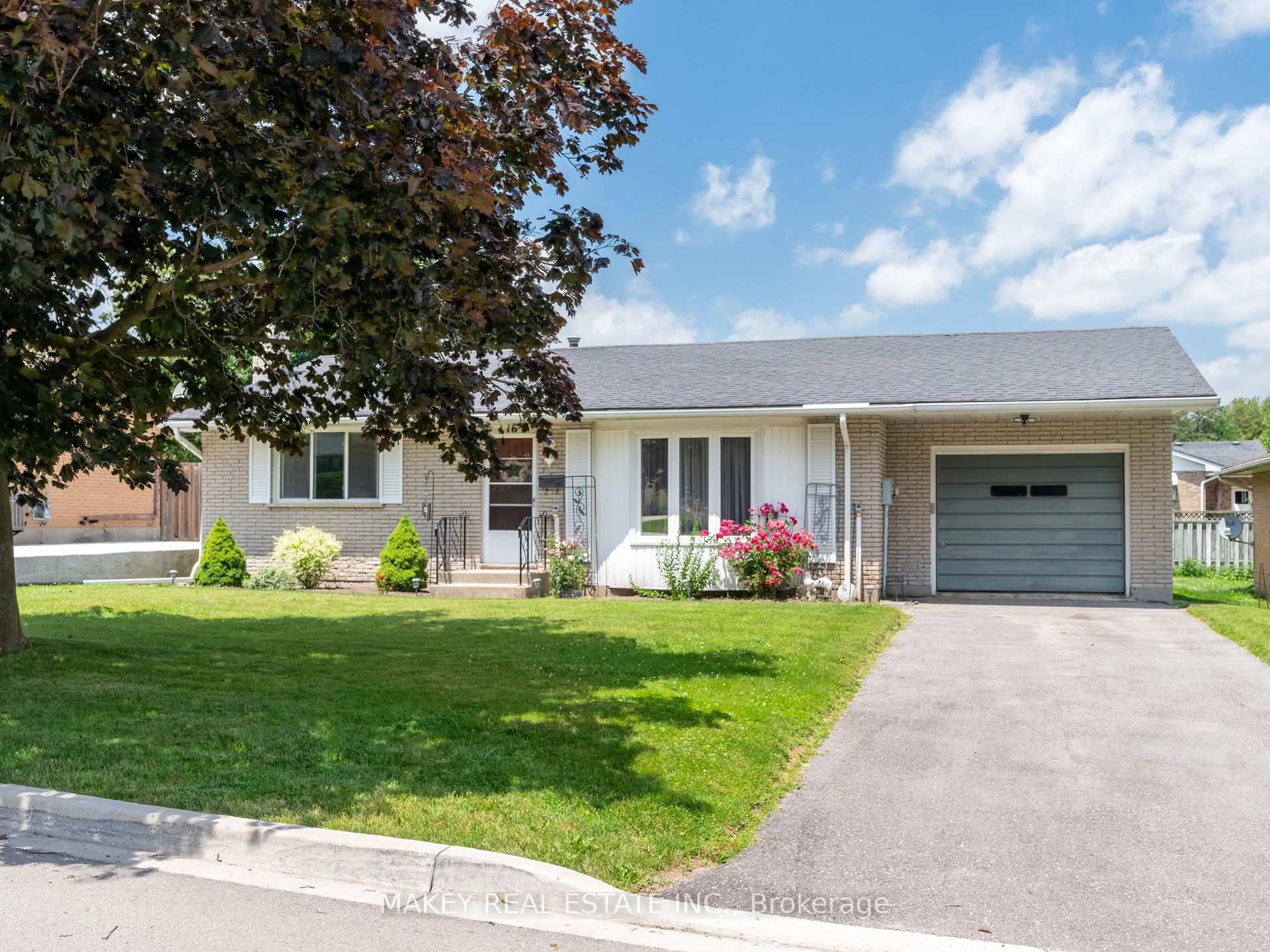 Home with vinyl exterior material, street for 16 Fergusson Ave, Ingersoll Ontario N5C 1E4
