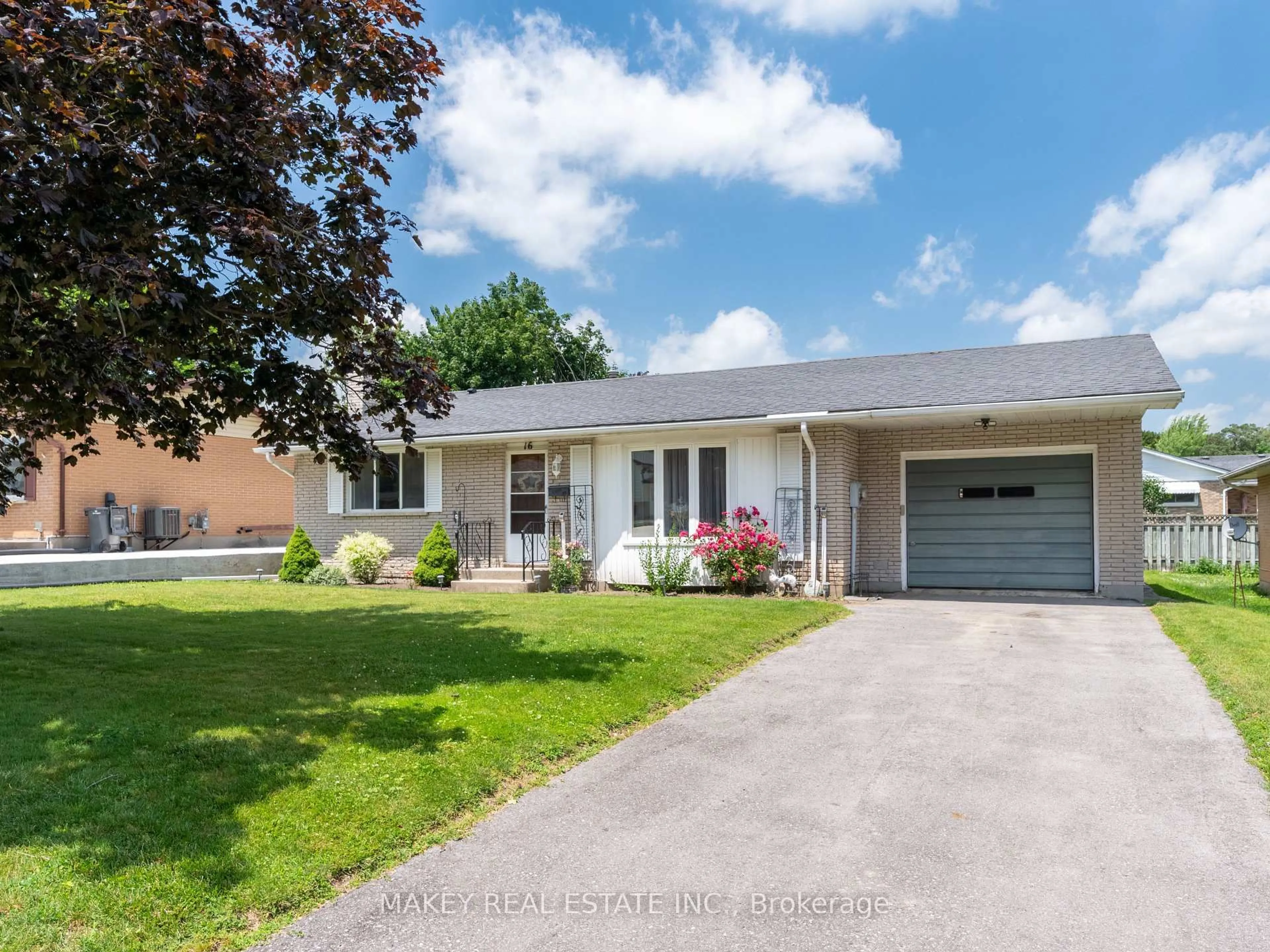 Unknown for 16 Fergusson Ave, Ingersoll Ontario N5C 1E4