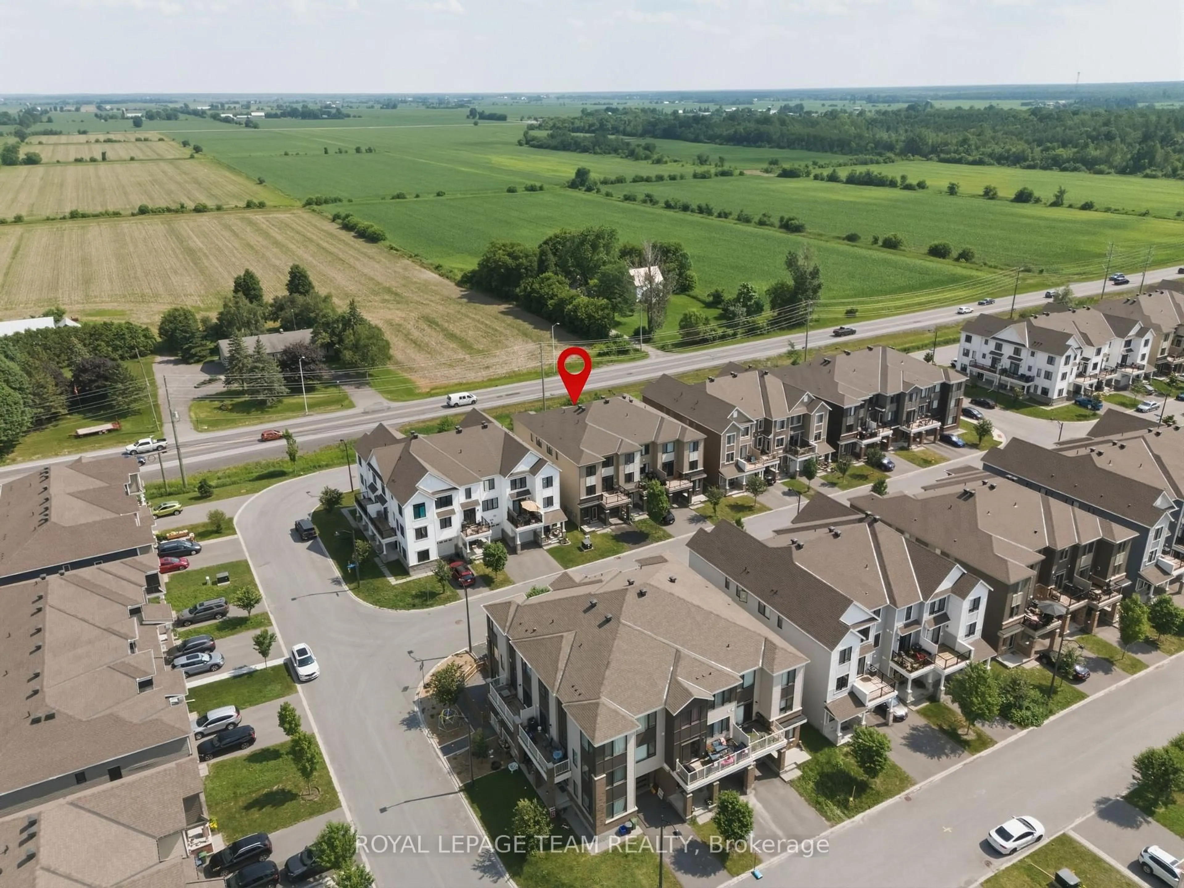 A pic from outside/outdoor area/front of a property/back of a property/a pic from drone, unknown for 168 Pictou Cres, Orleans Ontario K4A 0R2