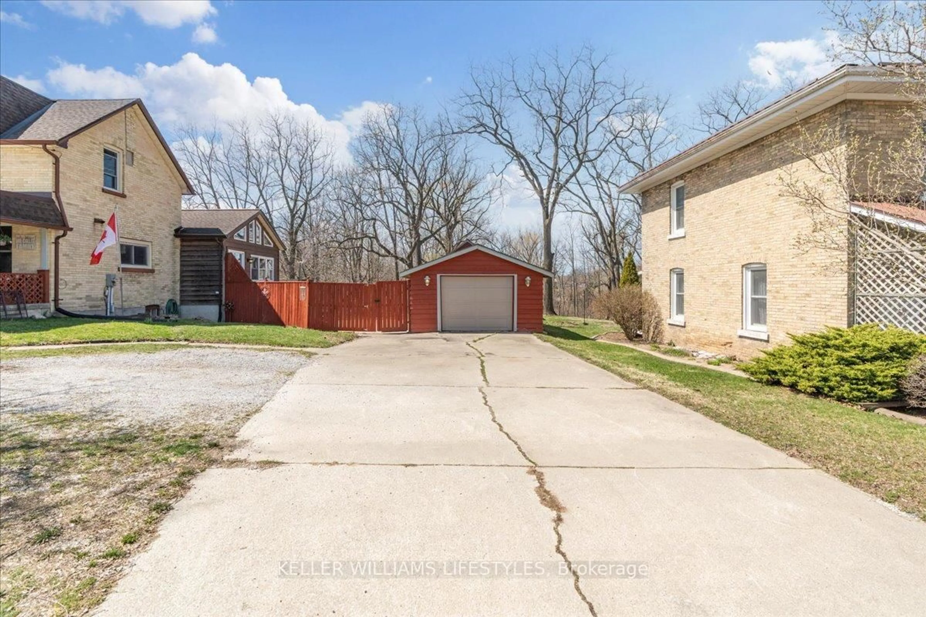 A pic from outside/outdoor area/front of a property/back of a property/a pic from drone, street for 54 Main St, Lambton Shores Ontario N0N 1J0